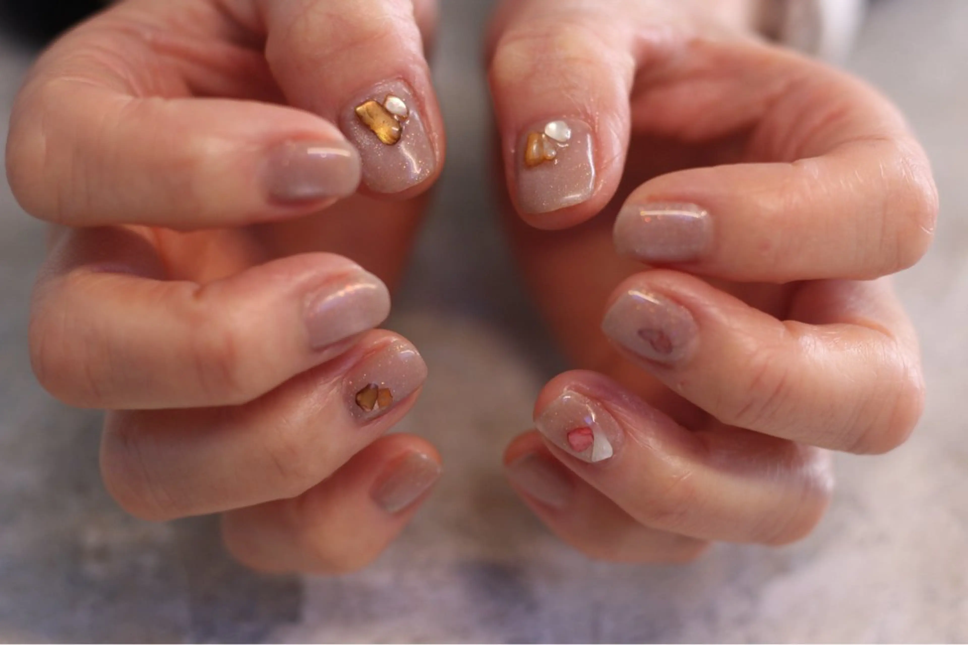 ネイル アートネイル 市川 沙希子のネイルデザイン