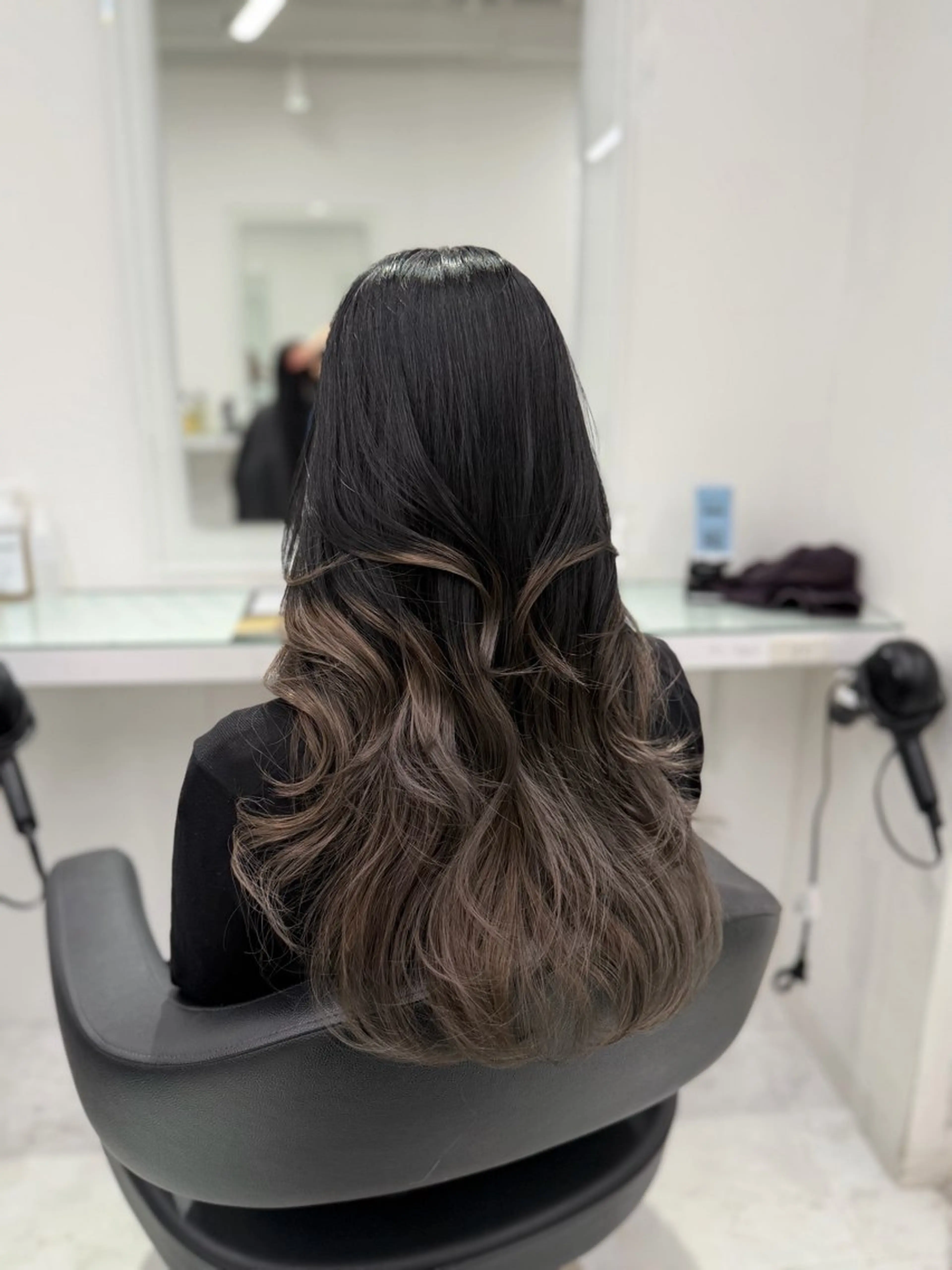 セミロング カラー ヘアカラー トリートメント ヘッドスパ ヘアセット ❄最強かわいいカラー ❄️MINA❄️のヘアスタイル