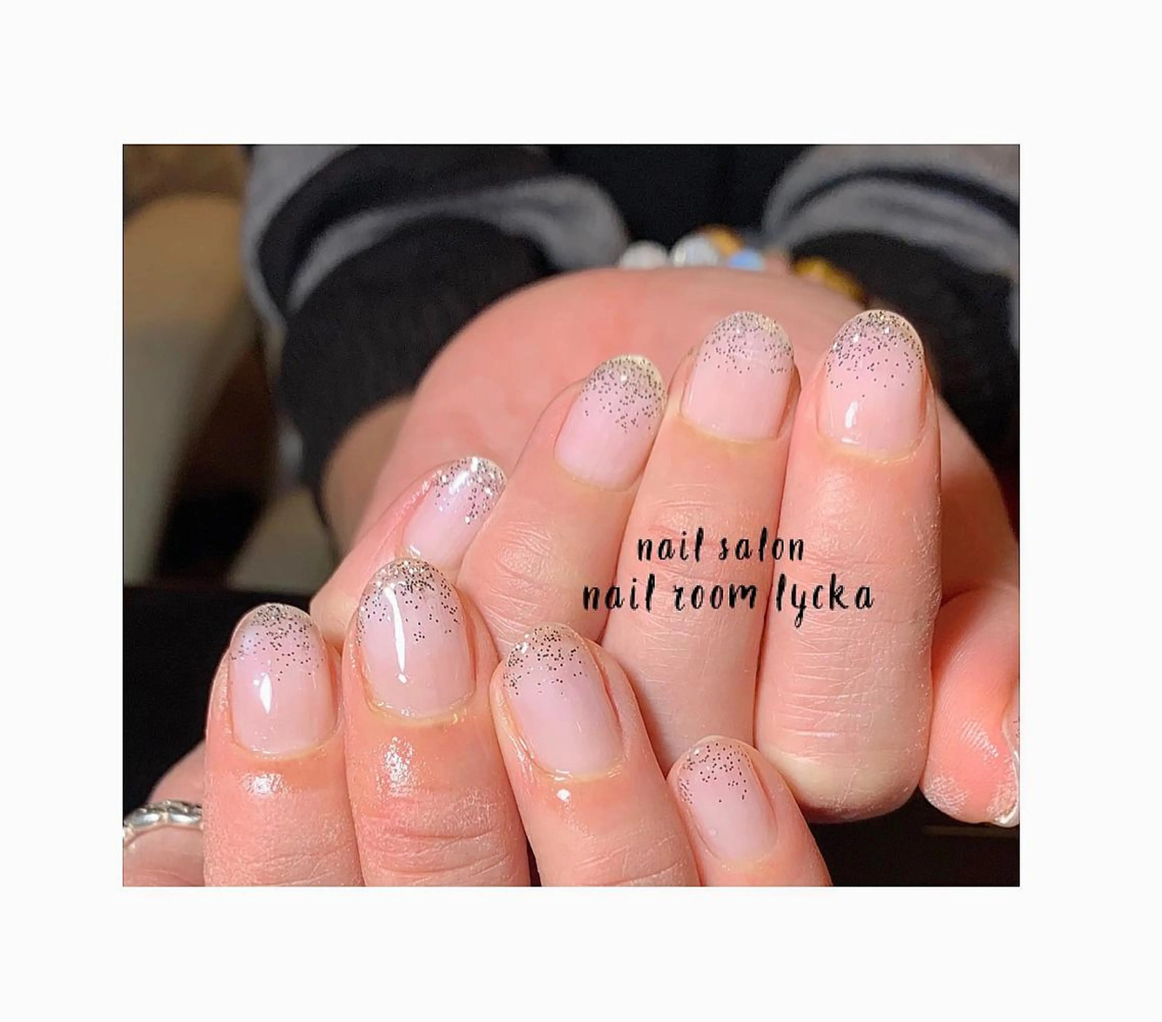 ネイル ジェルネイル ミラーネイル ニュアンスネイル パラジェル 春ネイル ﾈｲﾙﾙｰﾑﾘｯｶ 𝐦𝐚𝐲𝐮のネイルデザイン