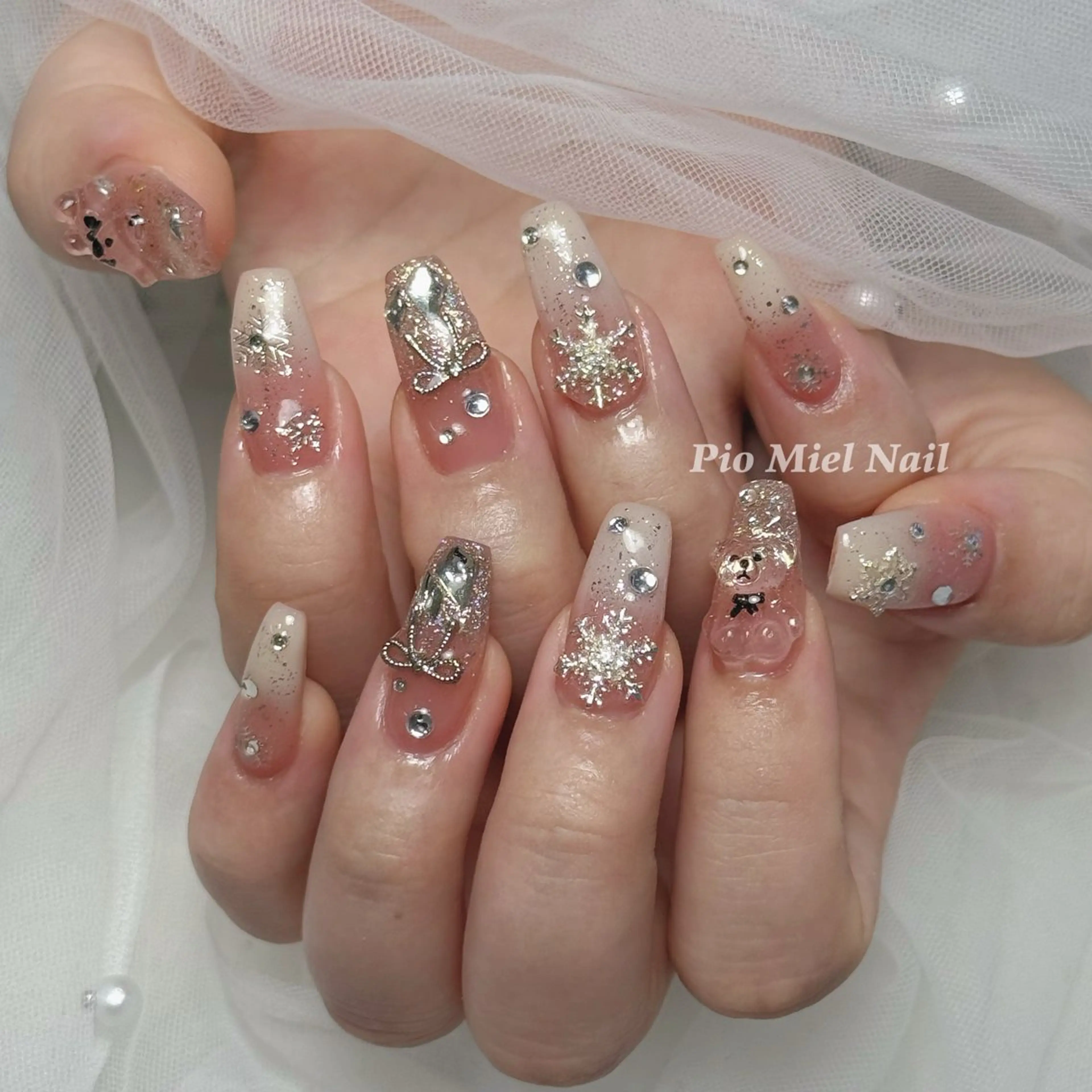 ネイル ハンドネイル Pio Mielのネイルデザイン