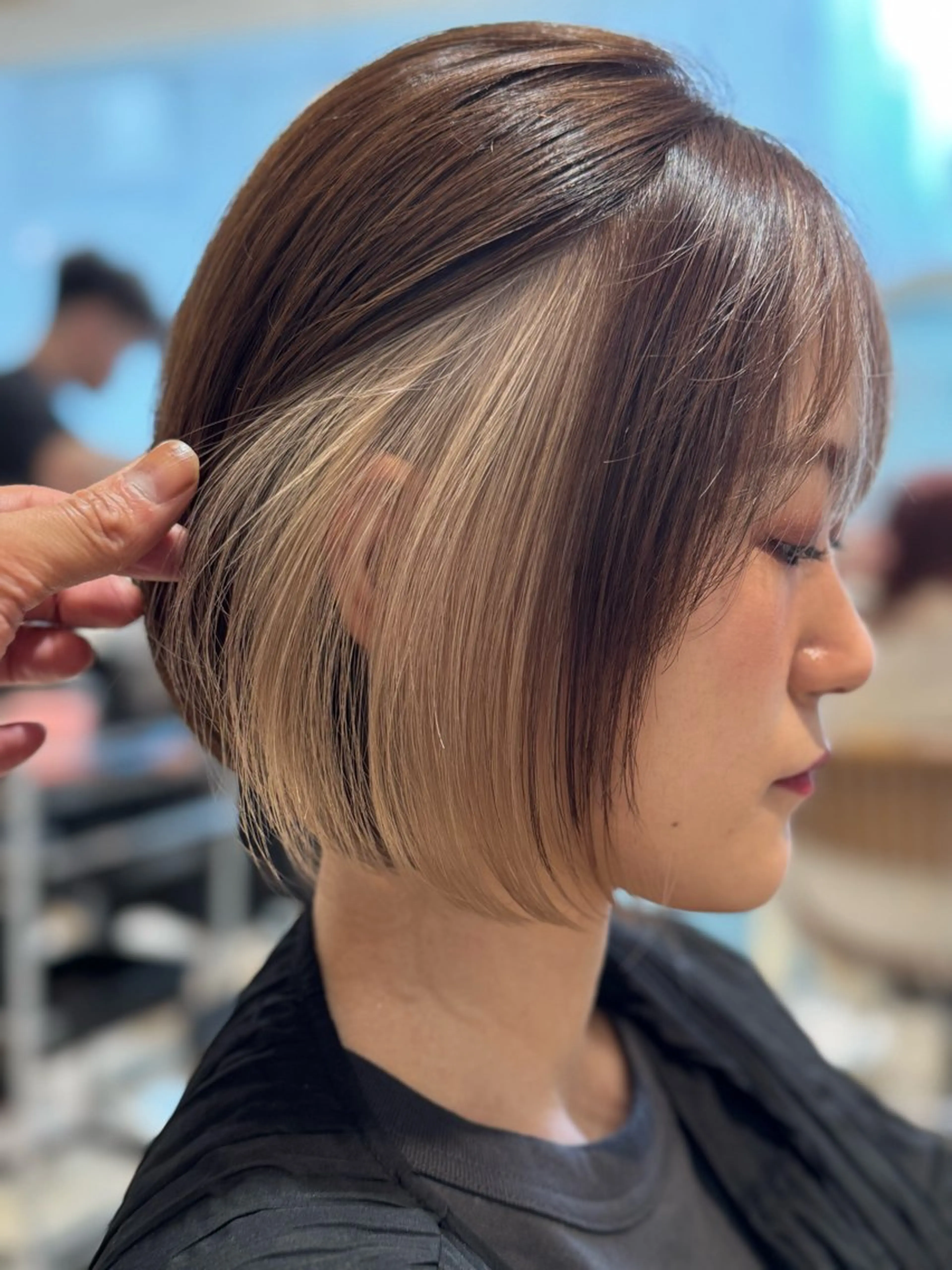 カラー Ruriブリーチ 酸性ストレートのヘアスタイル