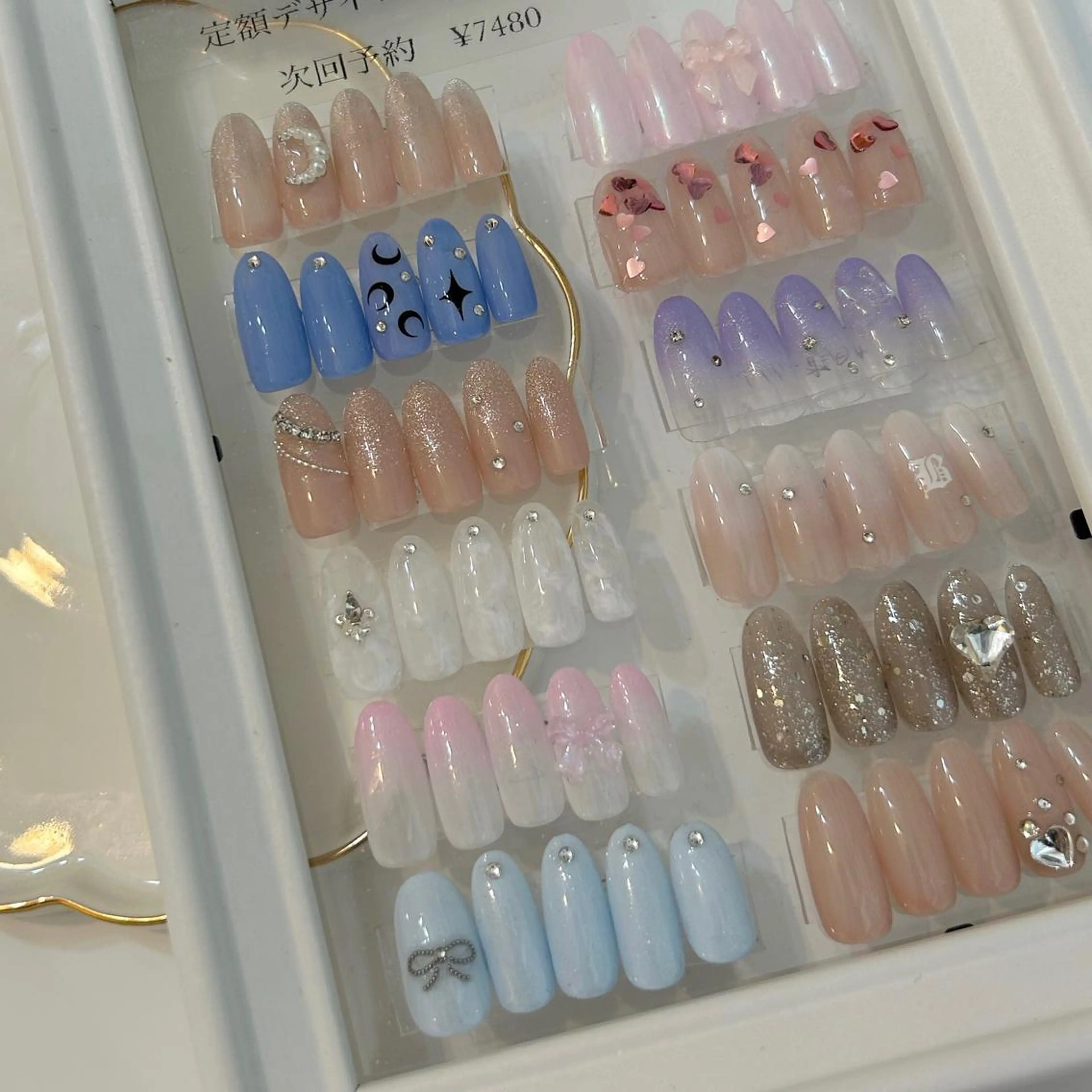 ネイル ハンドネイル ViViA momokaのネイルデザイン