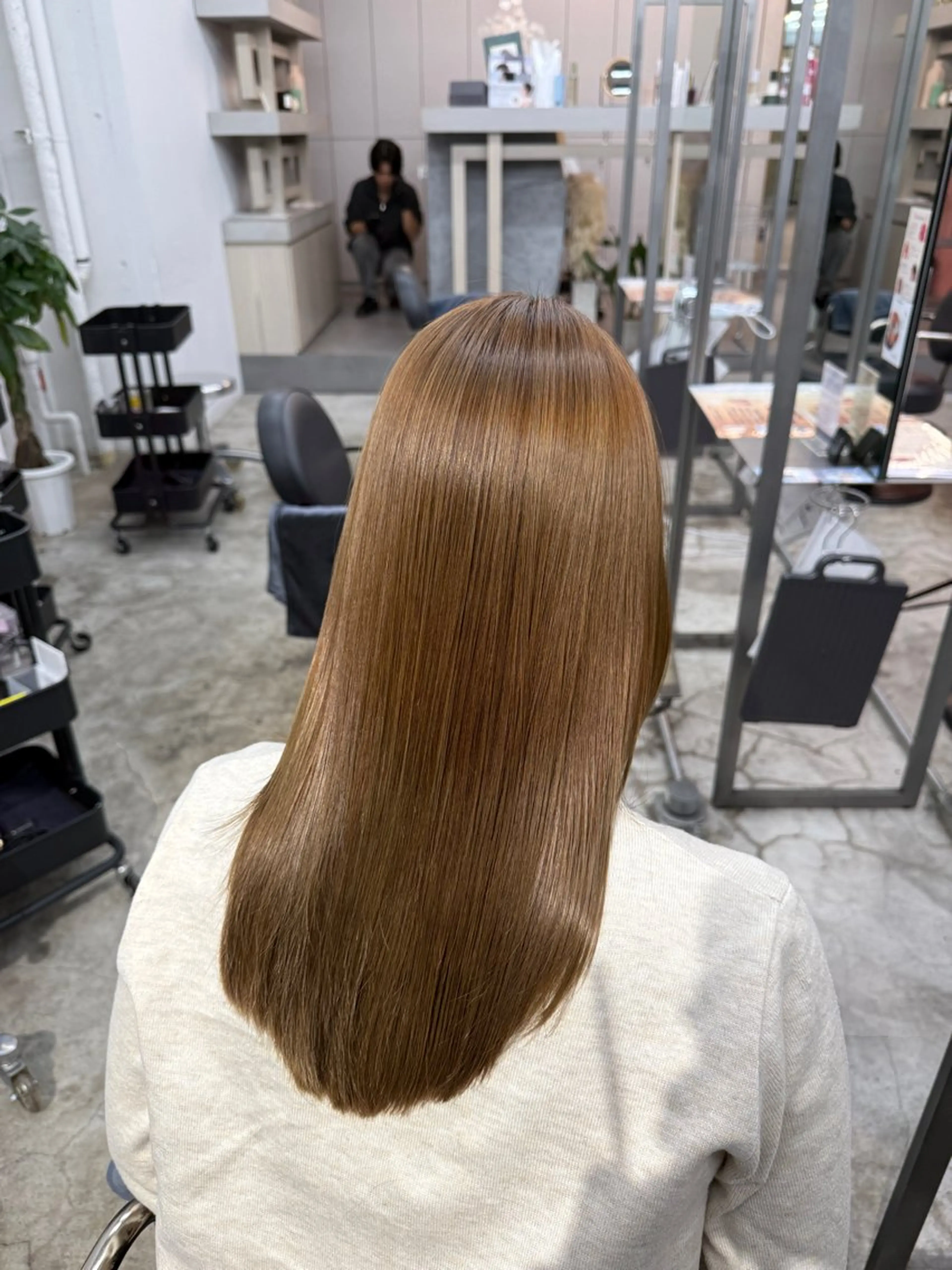 セミロング diptymoila harukiのヘアスタイル