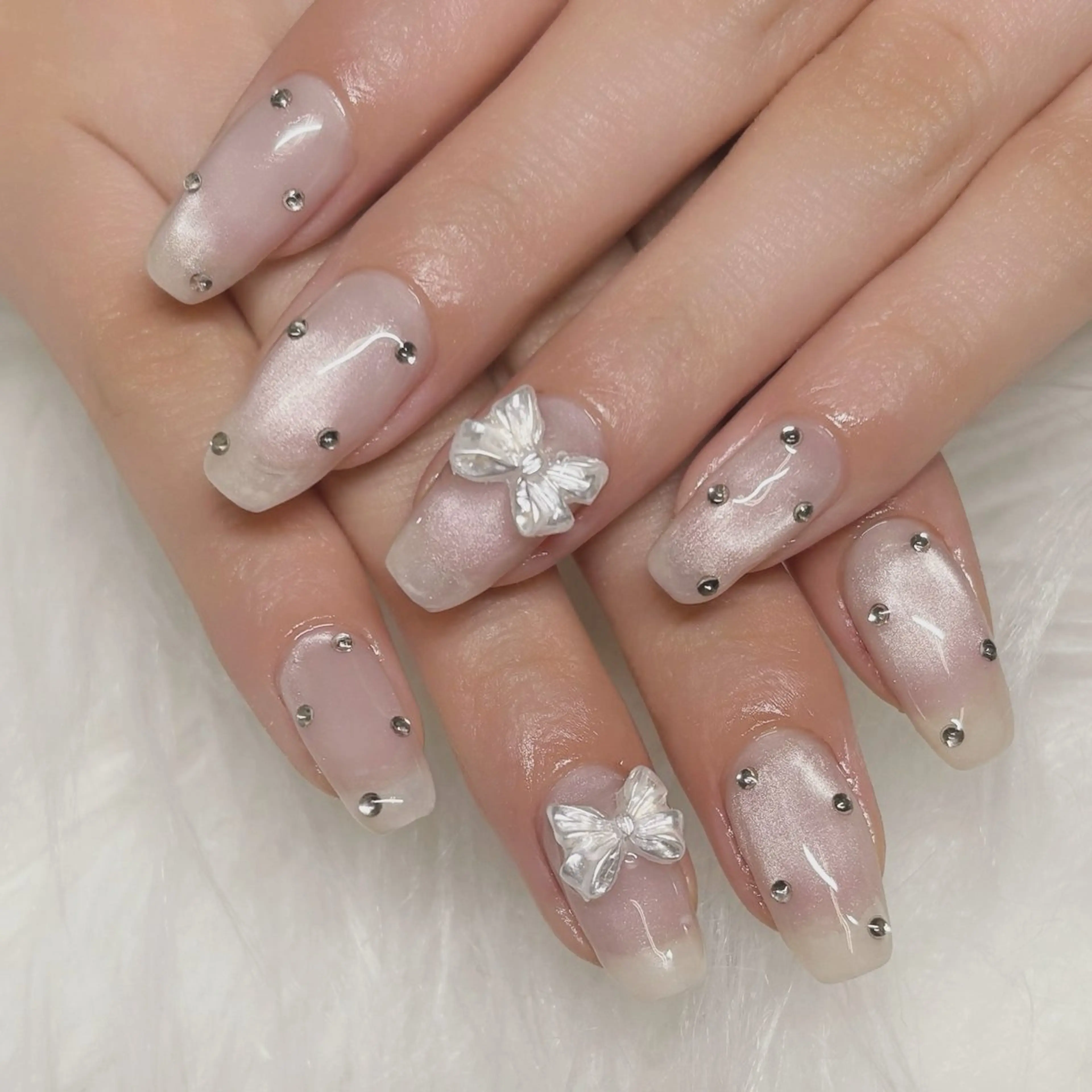 ネイル BIYU ESTETICA ORIENTAL 大泉店所属・mi yuのネイルデザイン