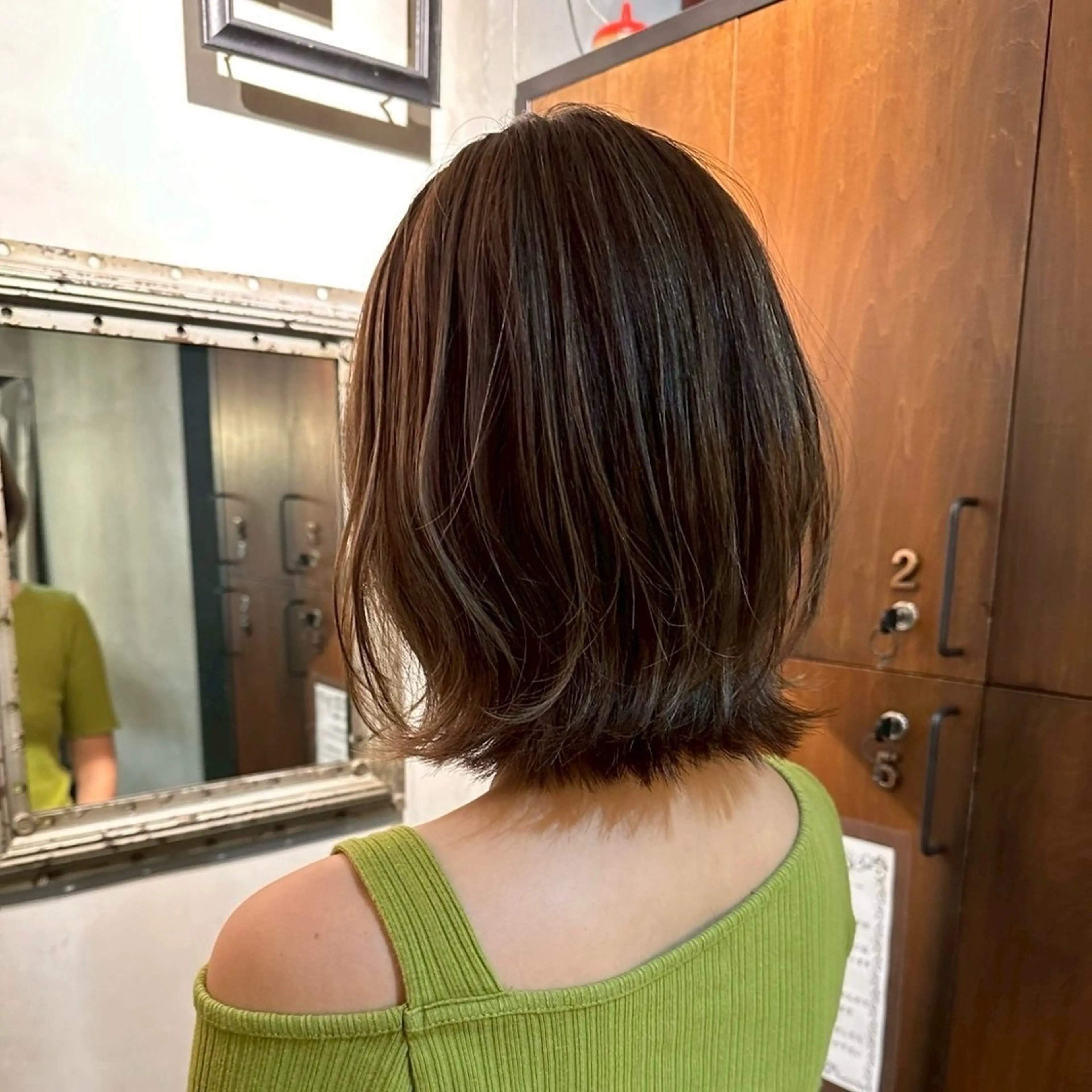 ショート perm/color mana🎀🤍のヘアスタイル