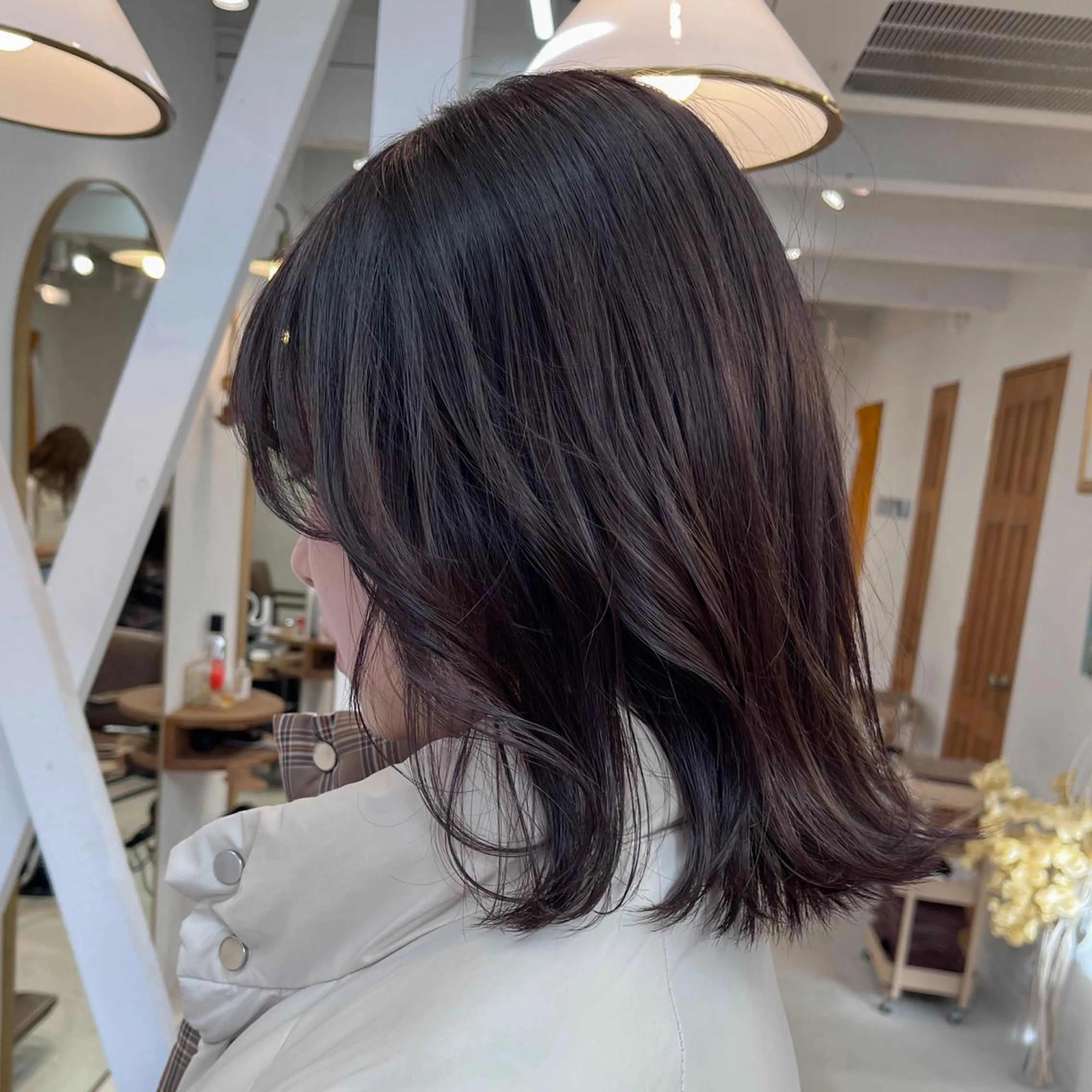 ミディアム ラベンダーベージュ 韓国風ヘア カット ヘアカラー トリートメント ボブ/色素薄めカラー RISAのヘアスタイル