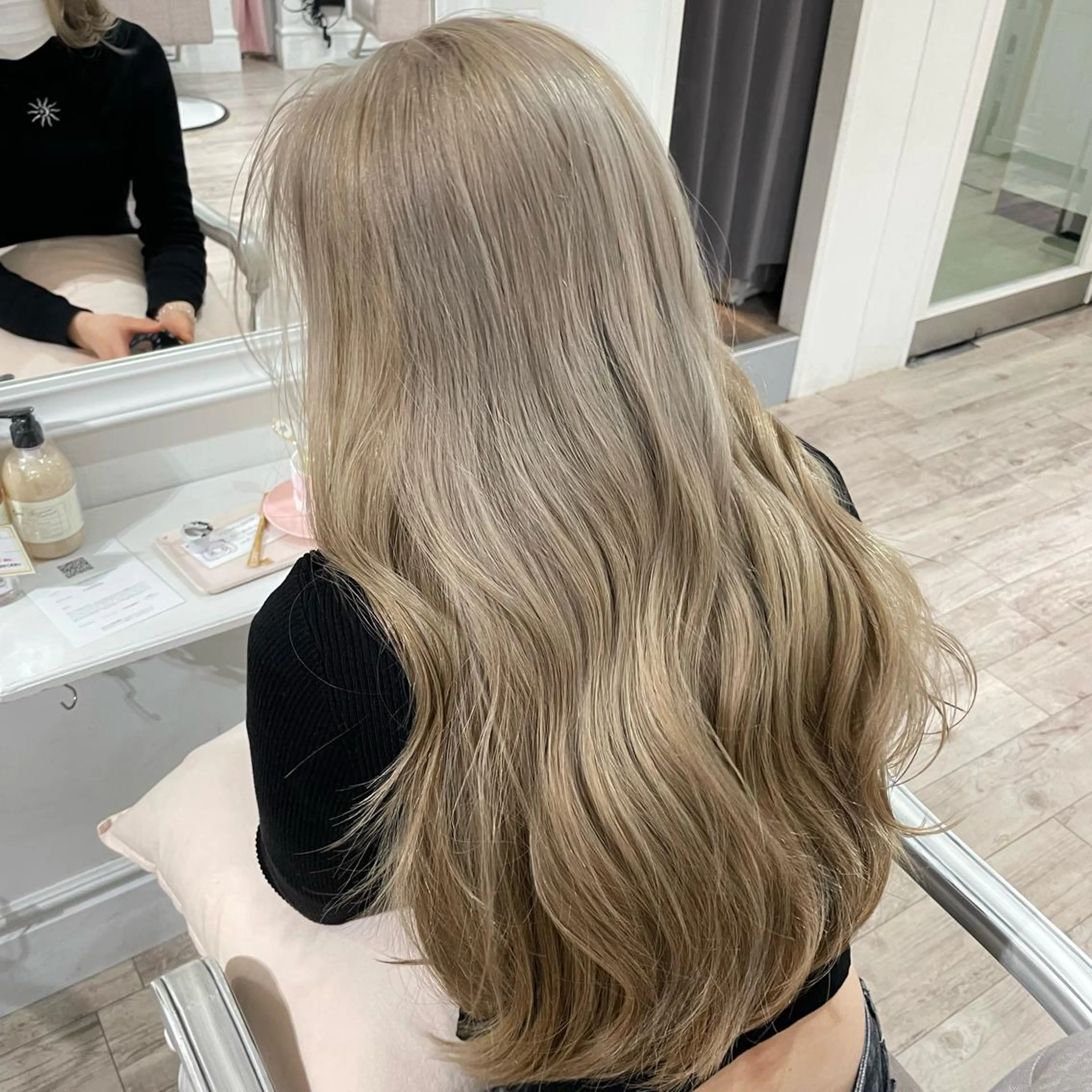 ロング カラー ブリーチ Maisie所属・ヘアアレンジ/ 暖色🩵hazukiのヘアスタイル