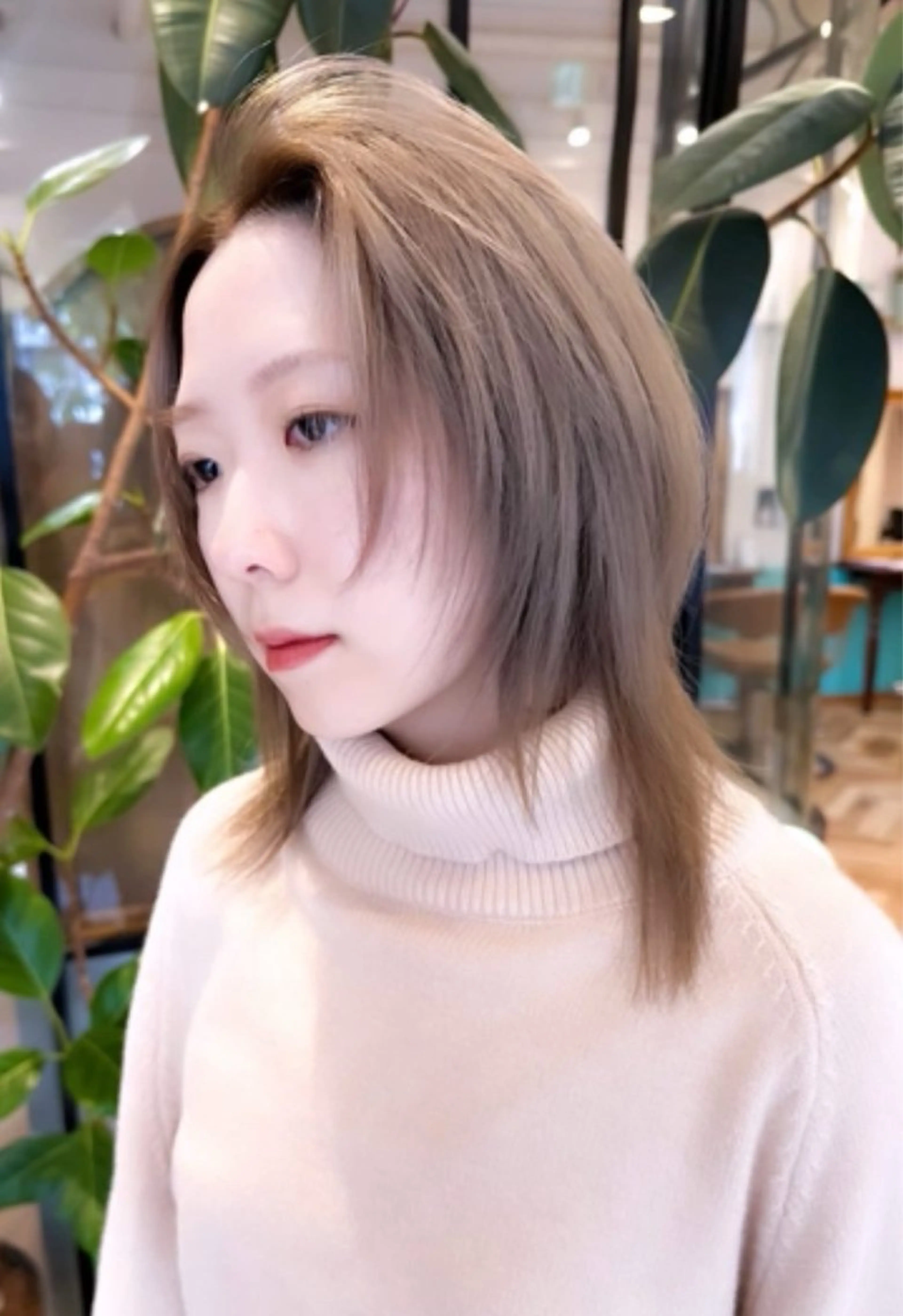 ミディアム 韓国ヘア/ ミラノのヘアスタイル