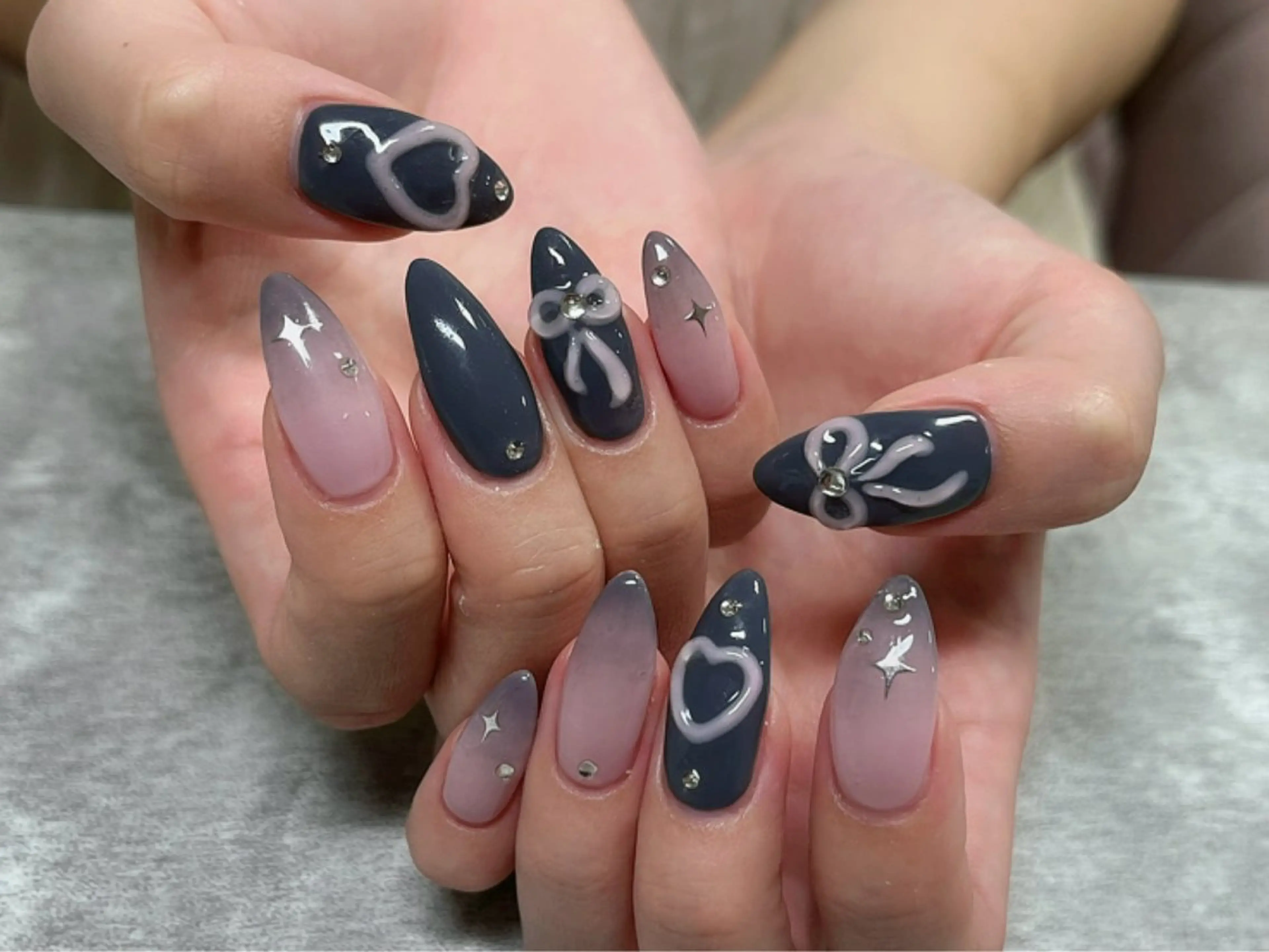 ネイル ハンドネイル Protea きぬがわ らむのネイルデザイン