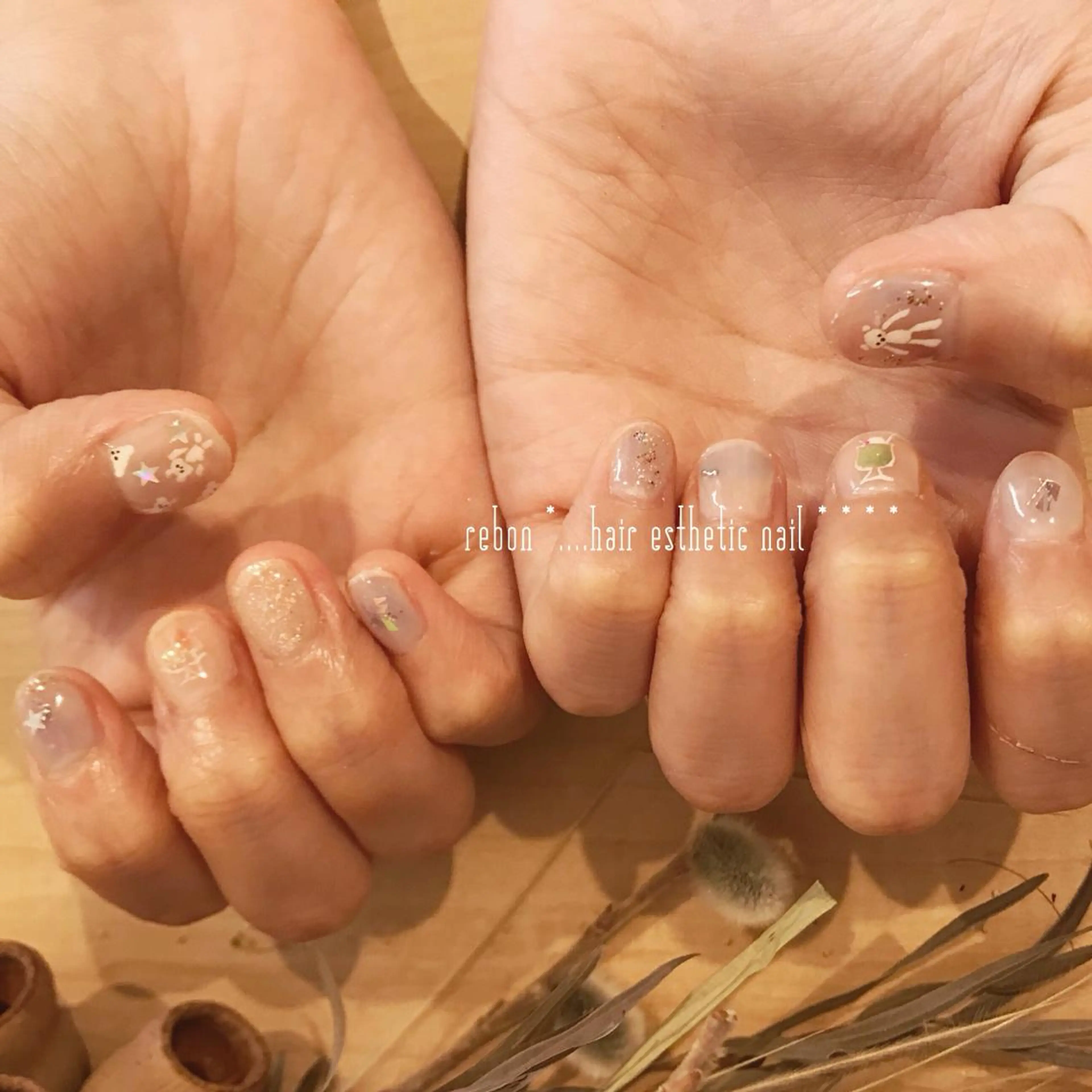 ネイル ハンドネイル フットネイル rebon＊ natsukiのネイルデザイン
