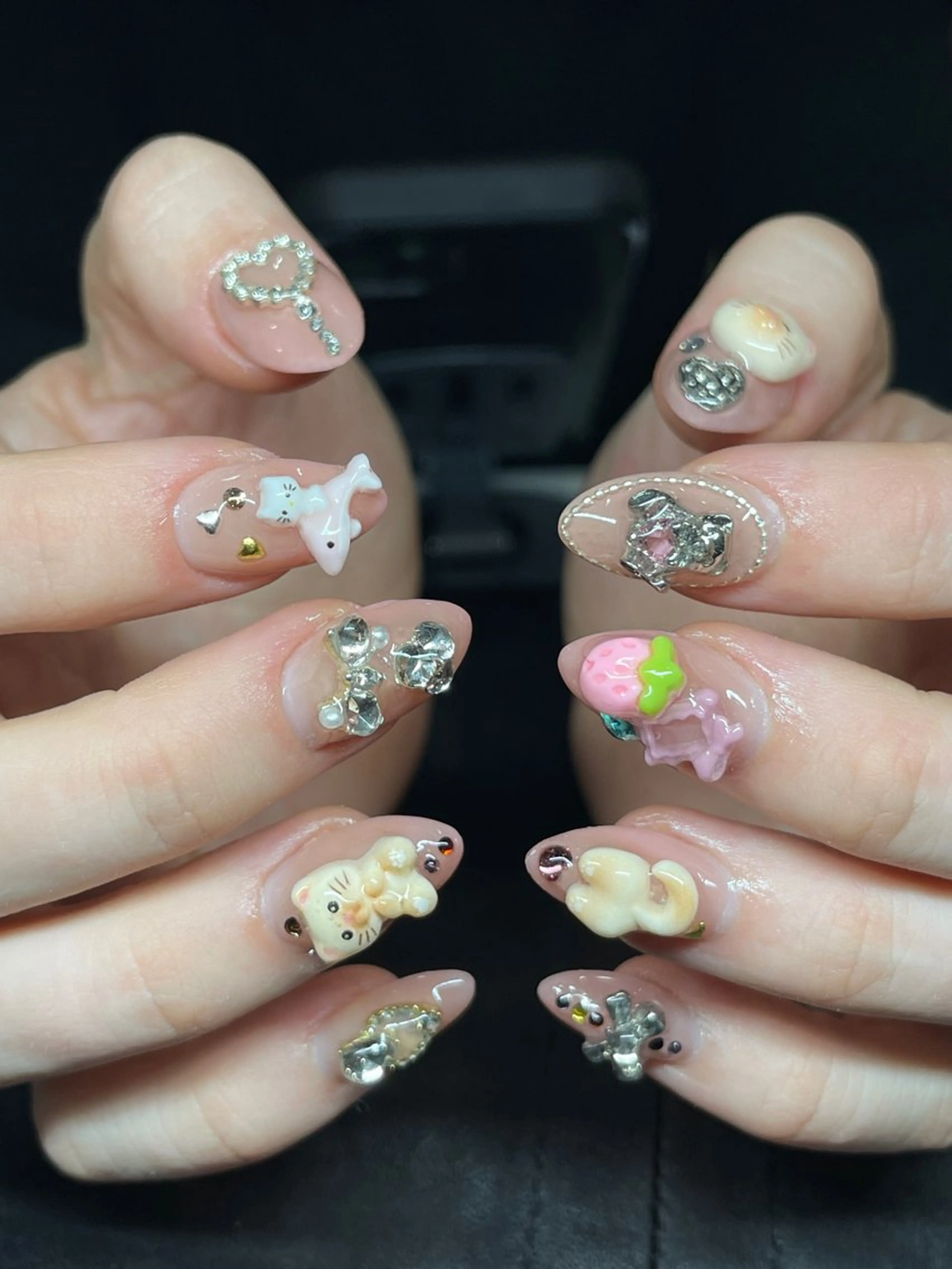 ネイル アートネイル 長さ出し フレンチネイル ジェルネイル グラデーション ハンドネイル Rin Rinのネイルデザイン