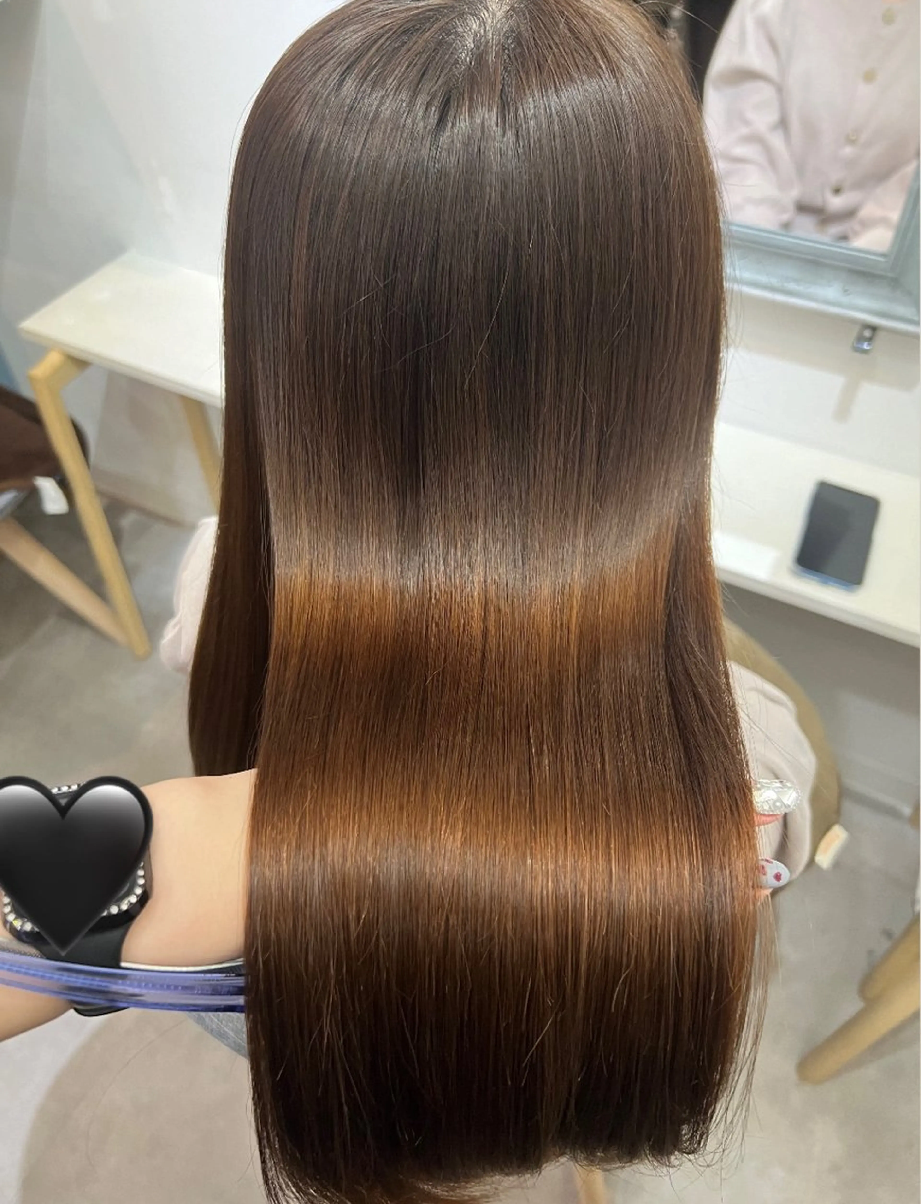 ロング LENA/原宿/ブリ ーチなしWカラー🌼のヘアスタイル