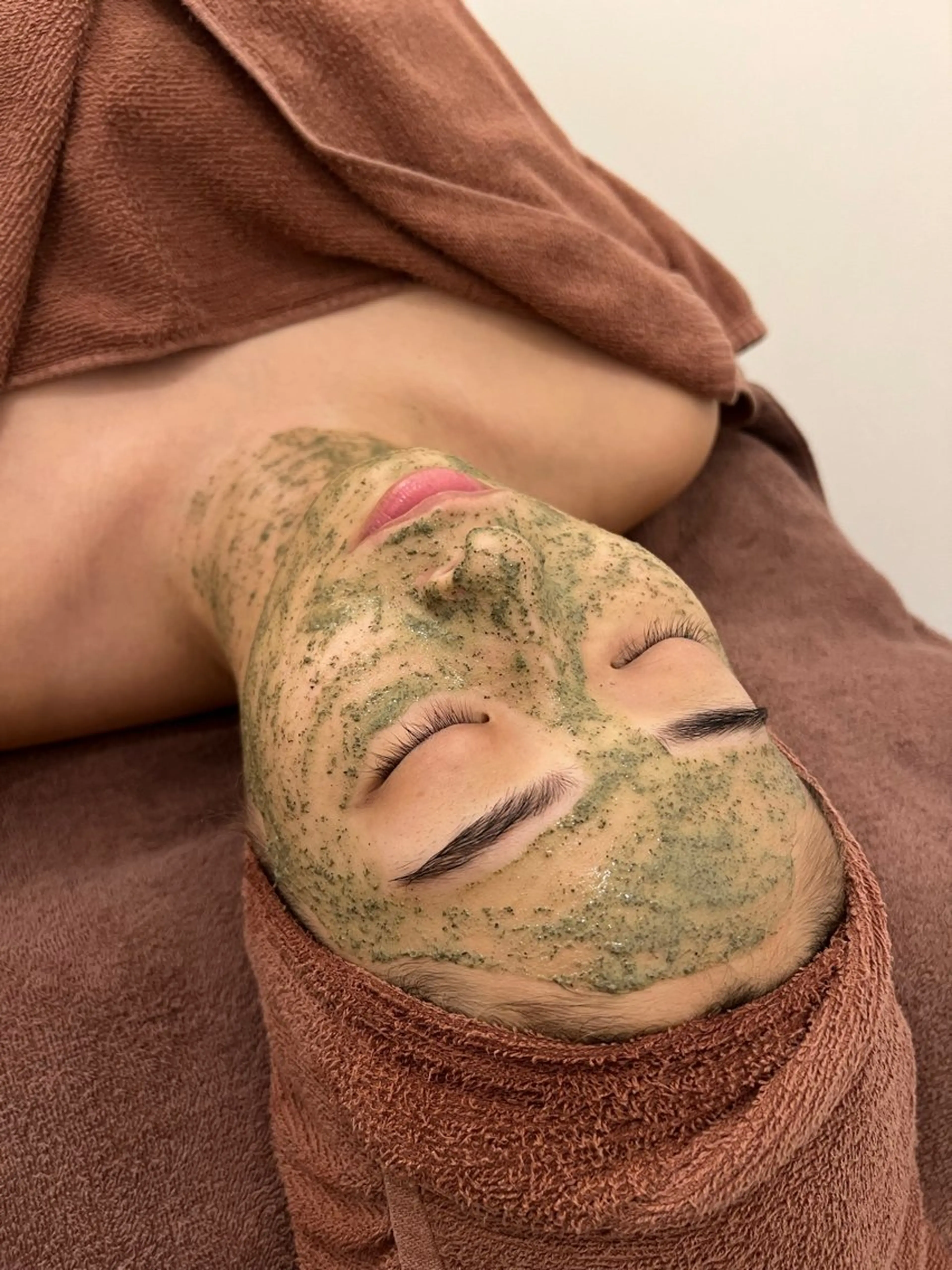 【最強セット】深圧コルギ＆マッサージ60分＋REVI陶肌トリートメント＆ハーブピーリングの写真