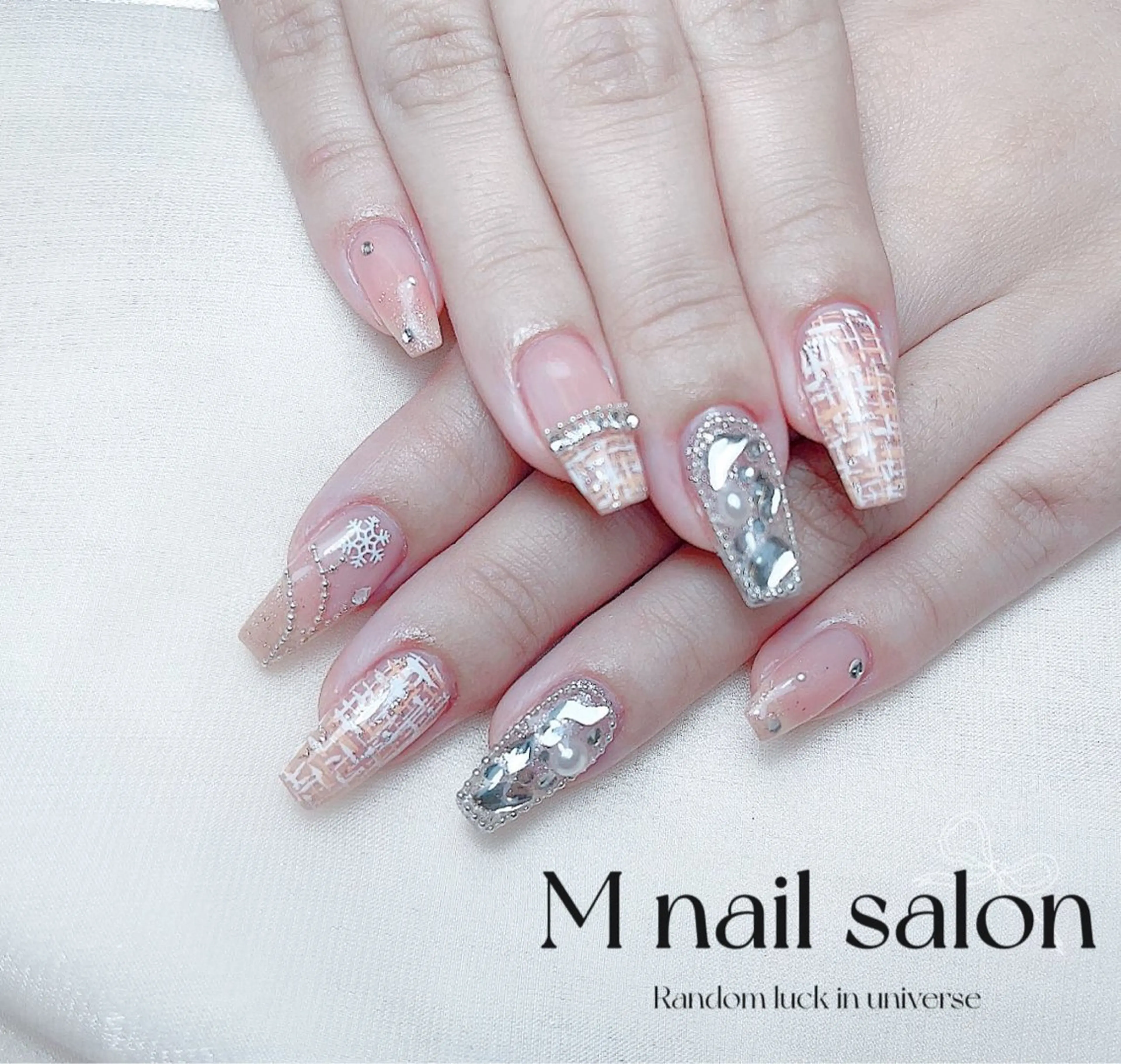 ネイル ハンドネイル M🌷nail 長さだし専門店のネイルデザイン