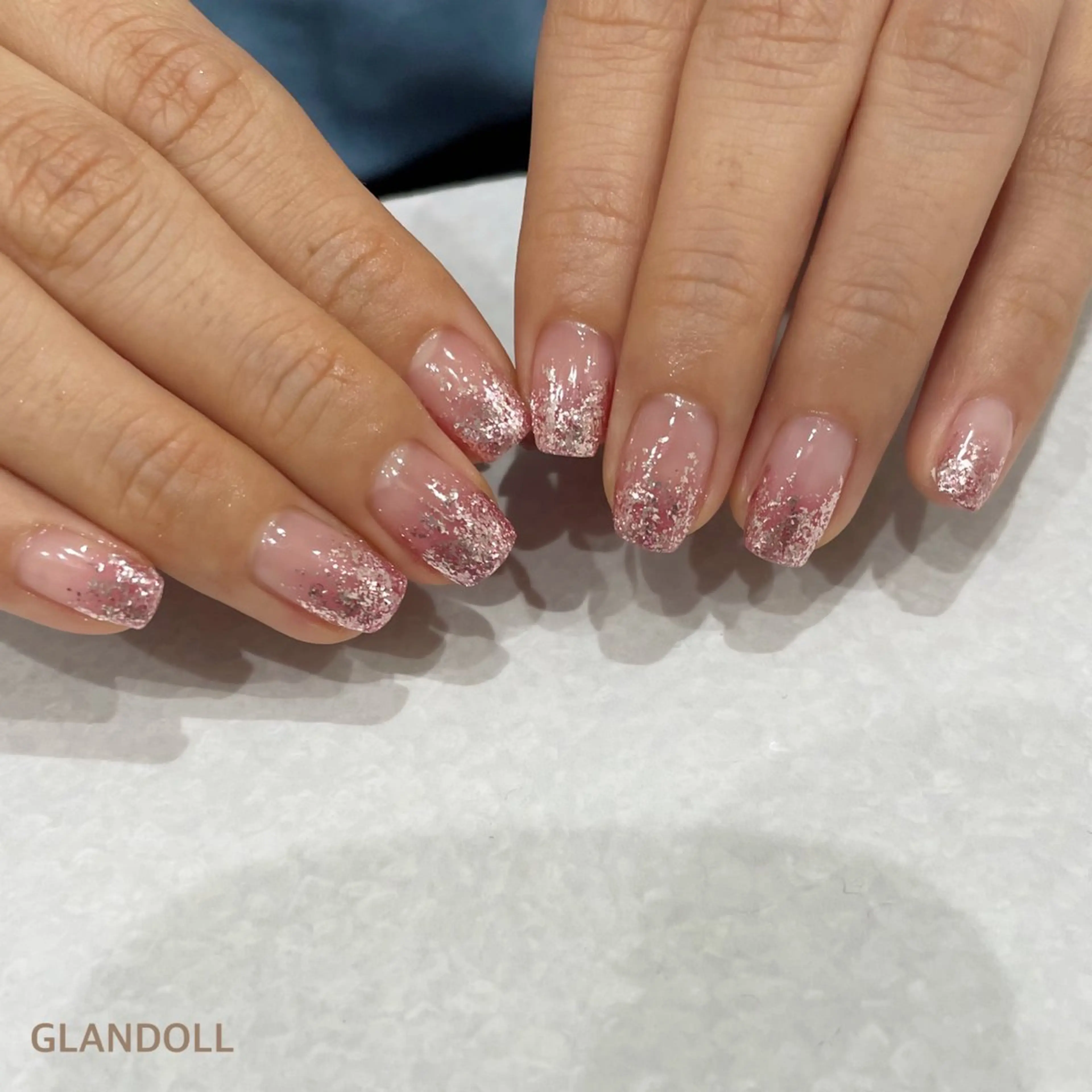 ネイル ラメ(グリッター) ピンク GLANDOLL YURIのネイルデザイン