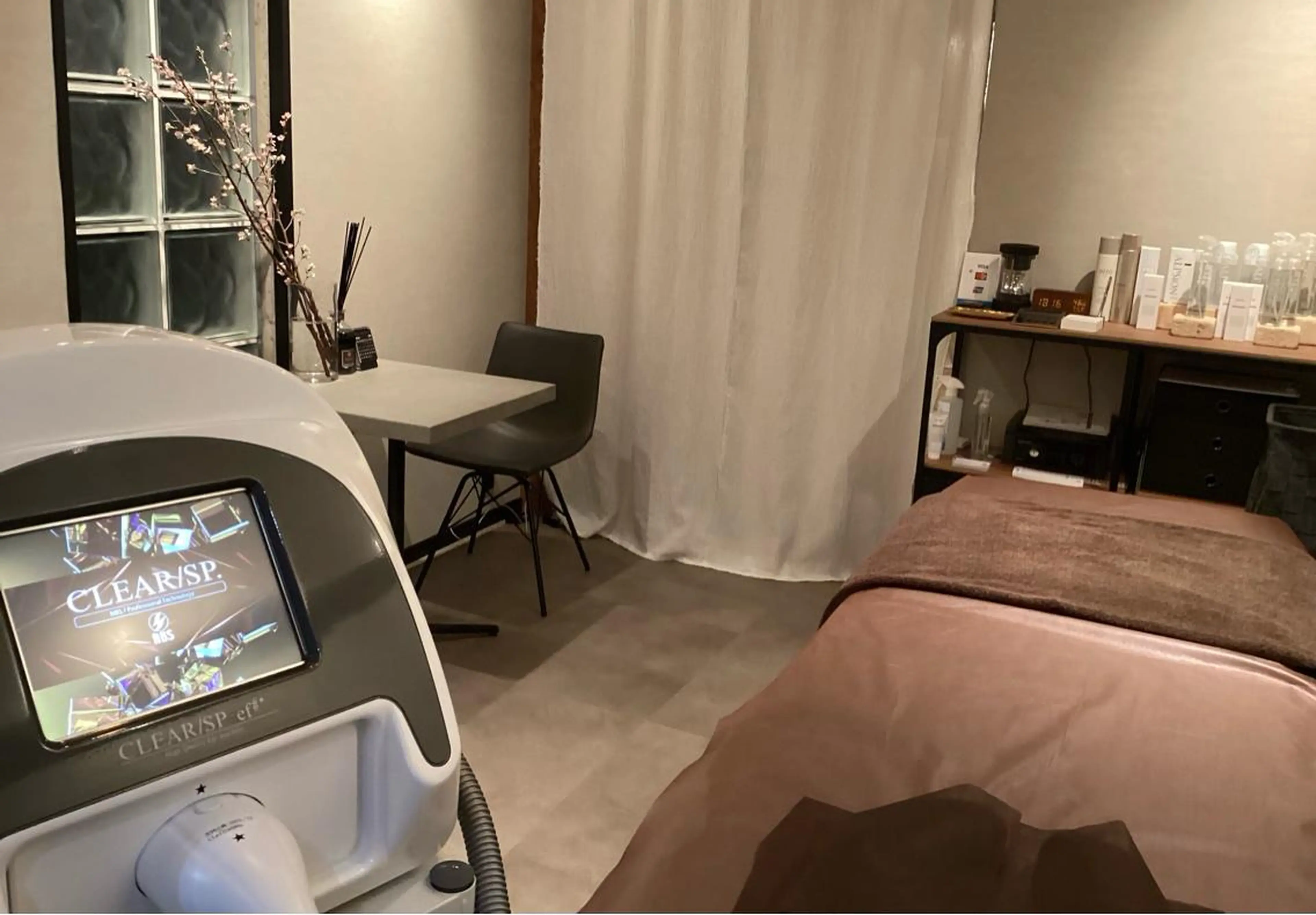 メンズ メンズ脱毛ECXIA所属・men's脱毛サロン ECXIAのエステ・リラクイメージ