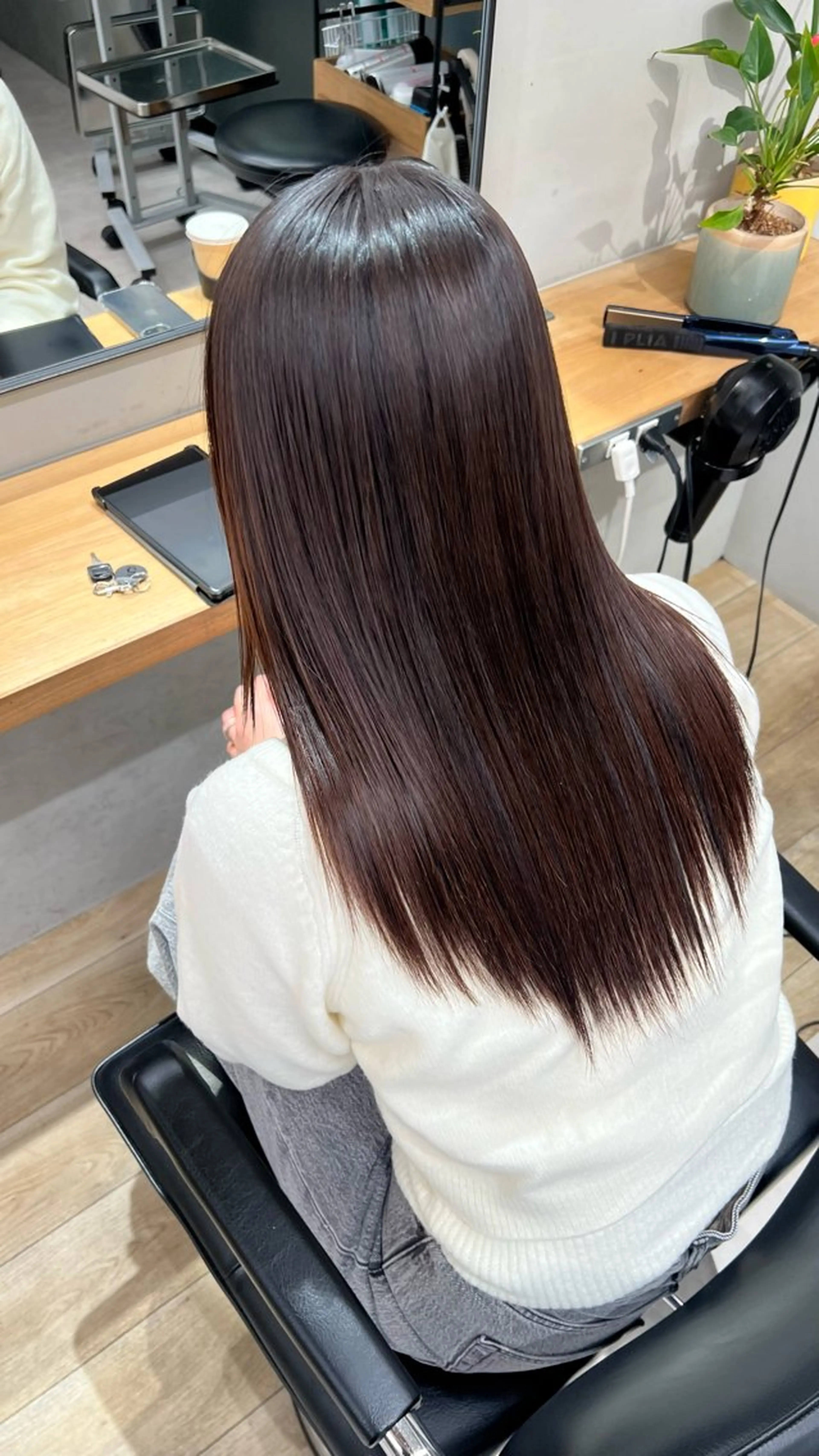 ロング 縮毛矯正 Lomalia もえかのヘアスタイル