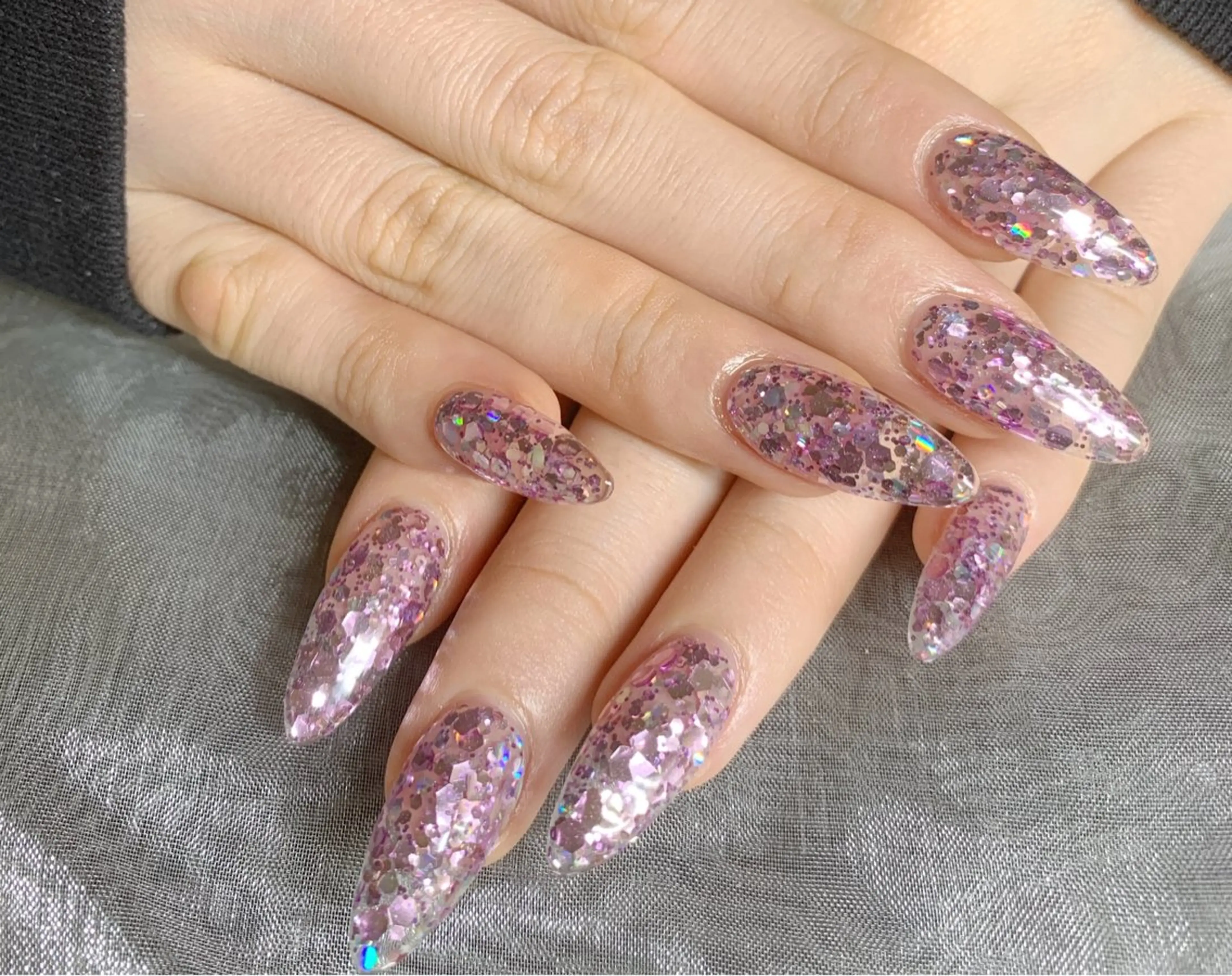 ネイル フラッシュネイル キラキラネイル ハンドネイル ハンドケア mira-cle大濱美容アカデミー所属・AI NAのネイルデザイン