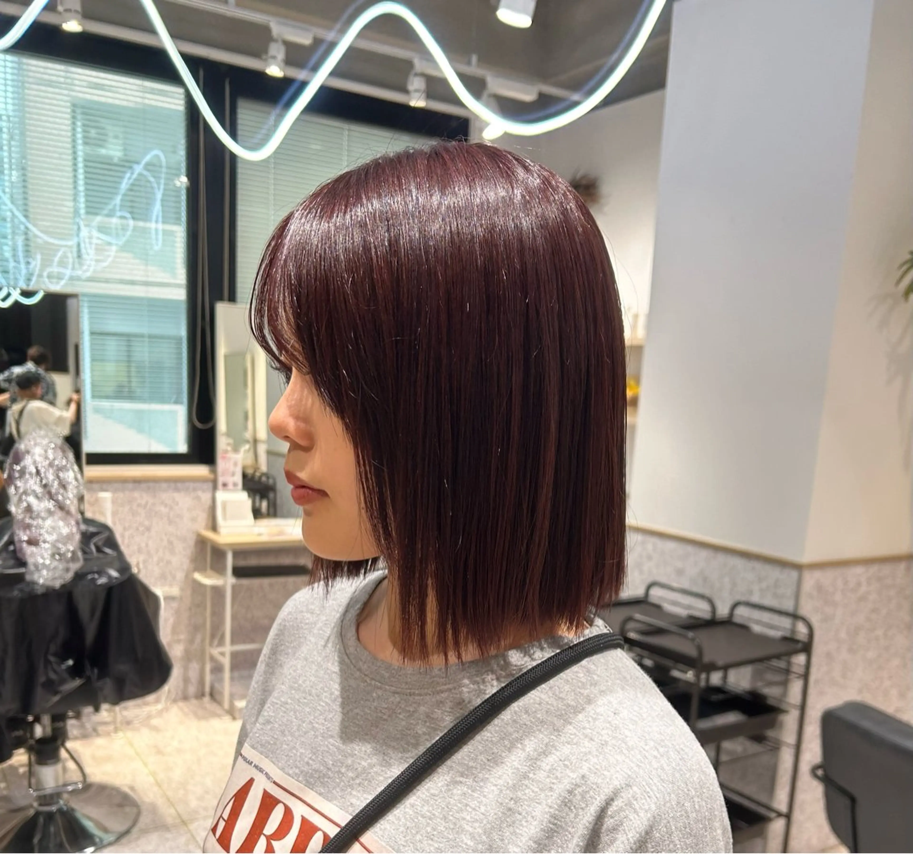 カラー ダブルカラー イヤリングカラー ハイトーンカラー インナーカラー 髪質改善 ヘアカラー ♡ハイトーン★ ネイル/しの♡のヘアスタイル