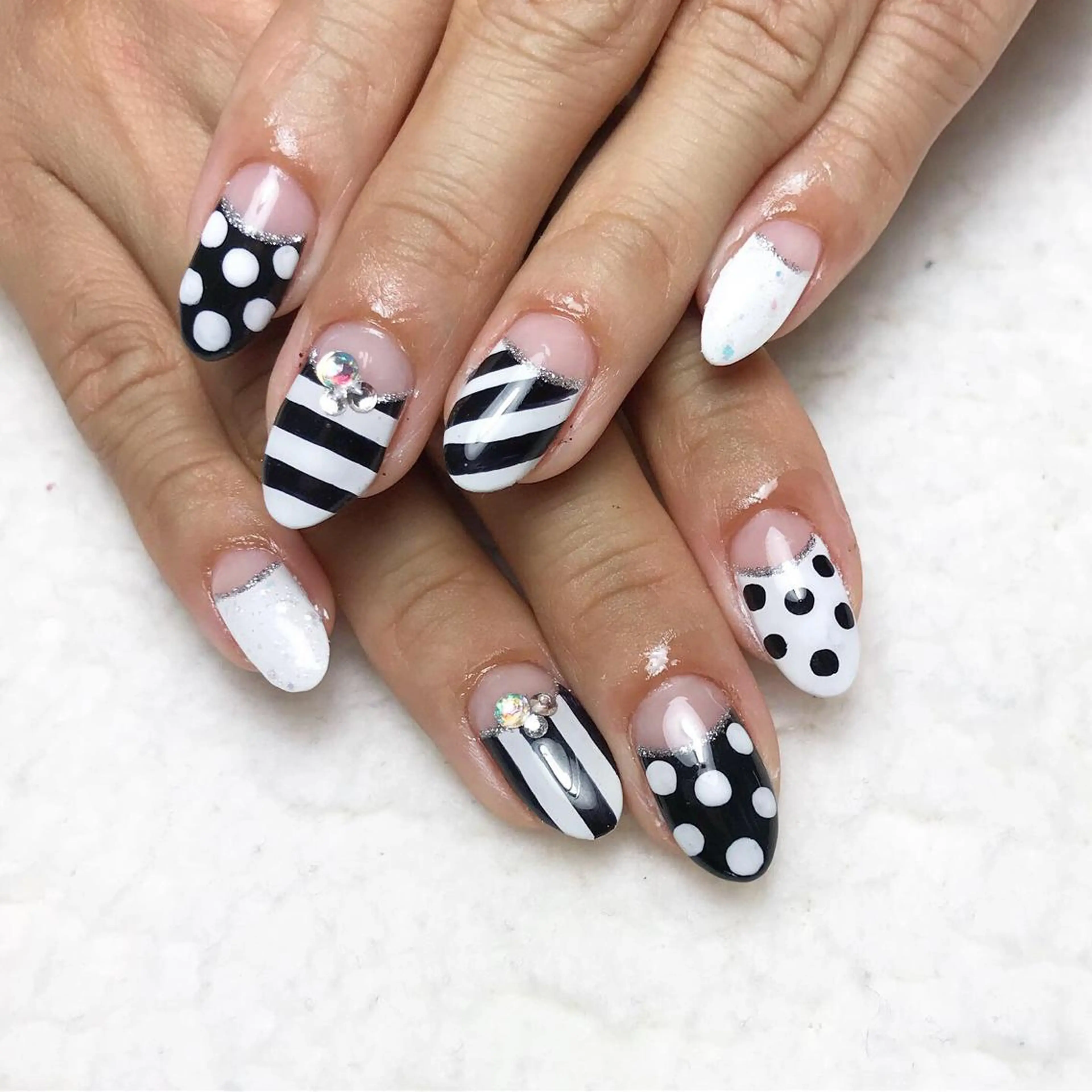 ネイル フレンチネイル ハンドネイル COCO+所属・COCO +のエステ・リラクイメージ