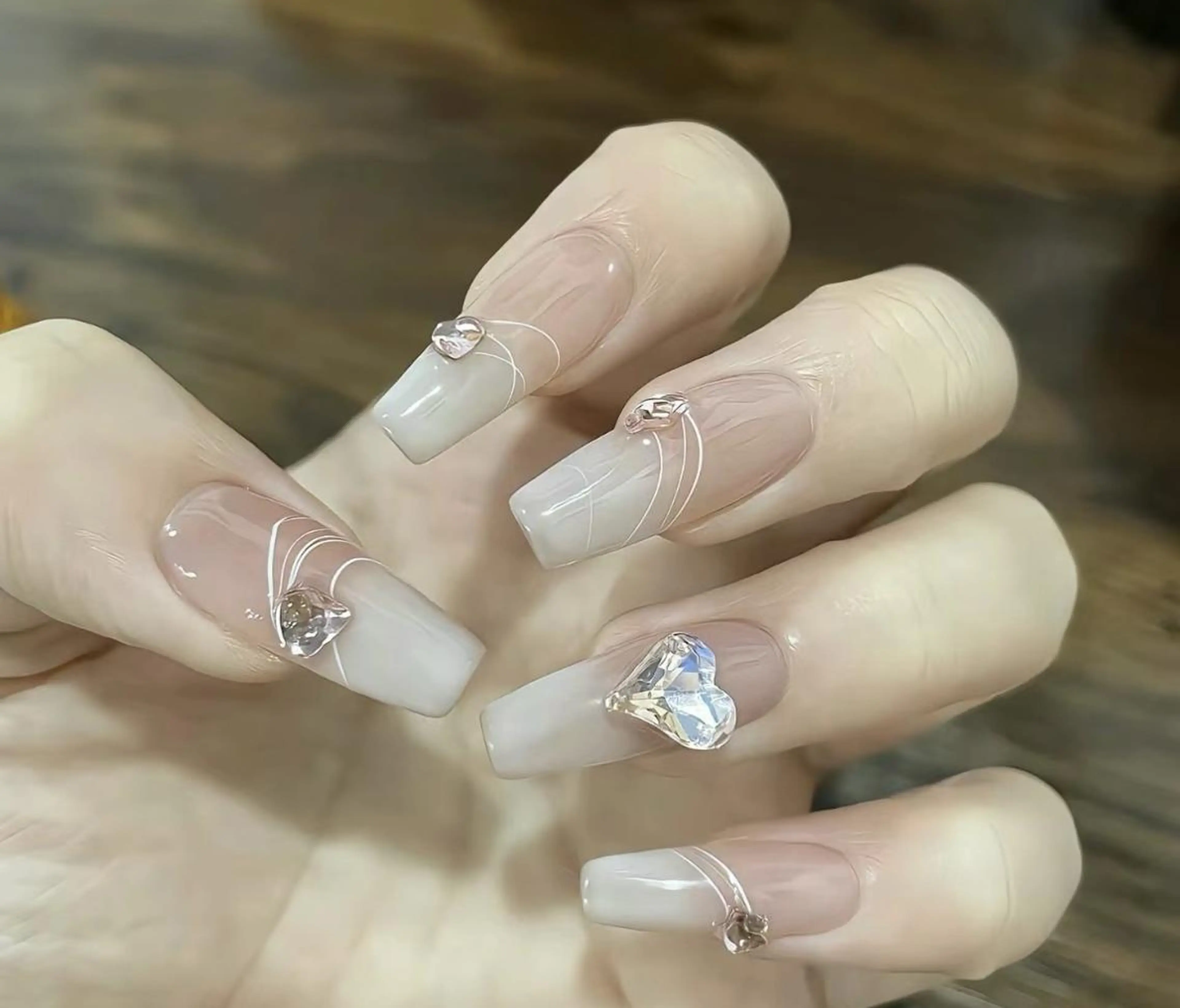 ネイル AB マツエクネイルサロンのネイルデザイン