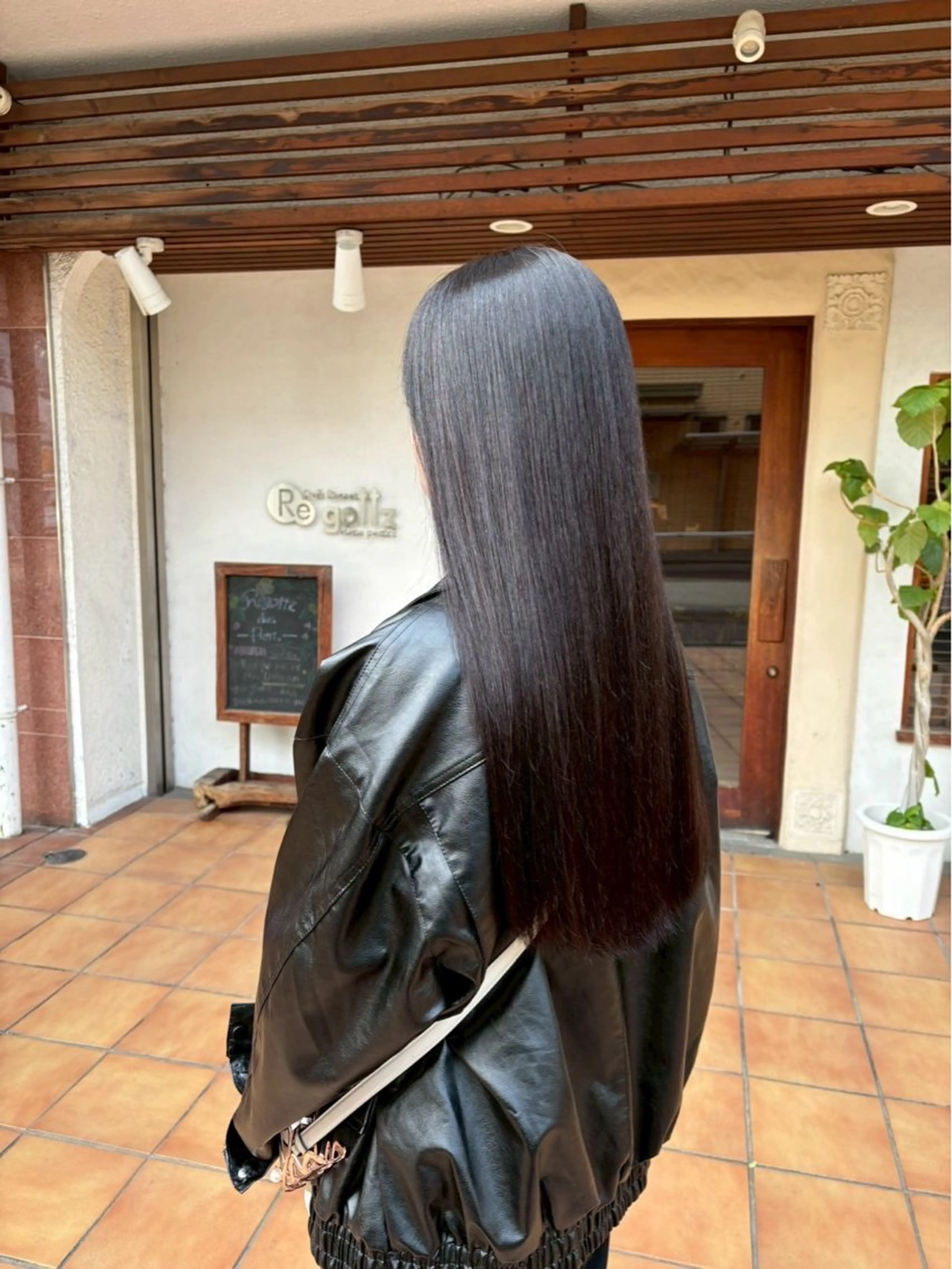 ロング カラー 道添 怜奈のヘアスタイル