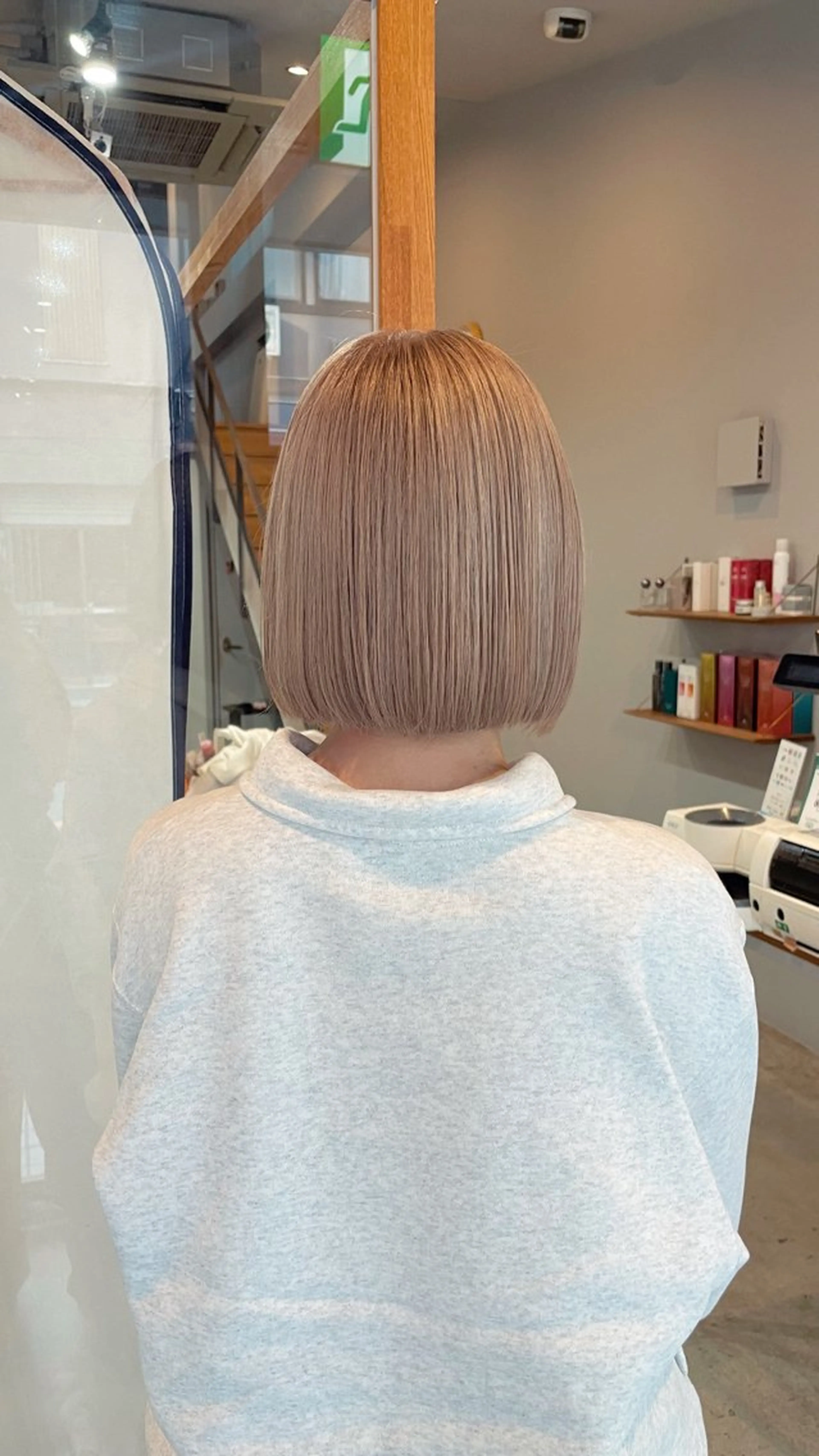 ショート カラー カット ヘアカラー uno rioのヘアスタイル