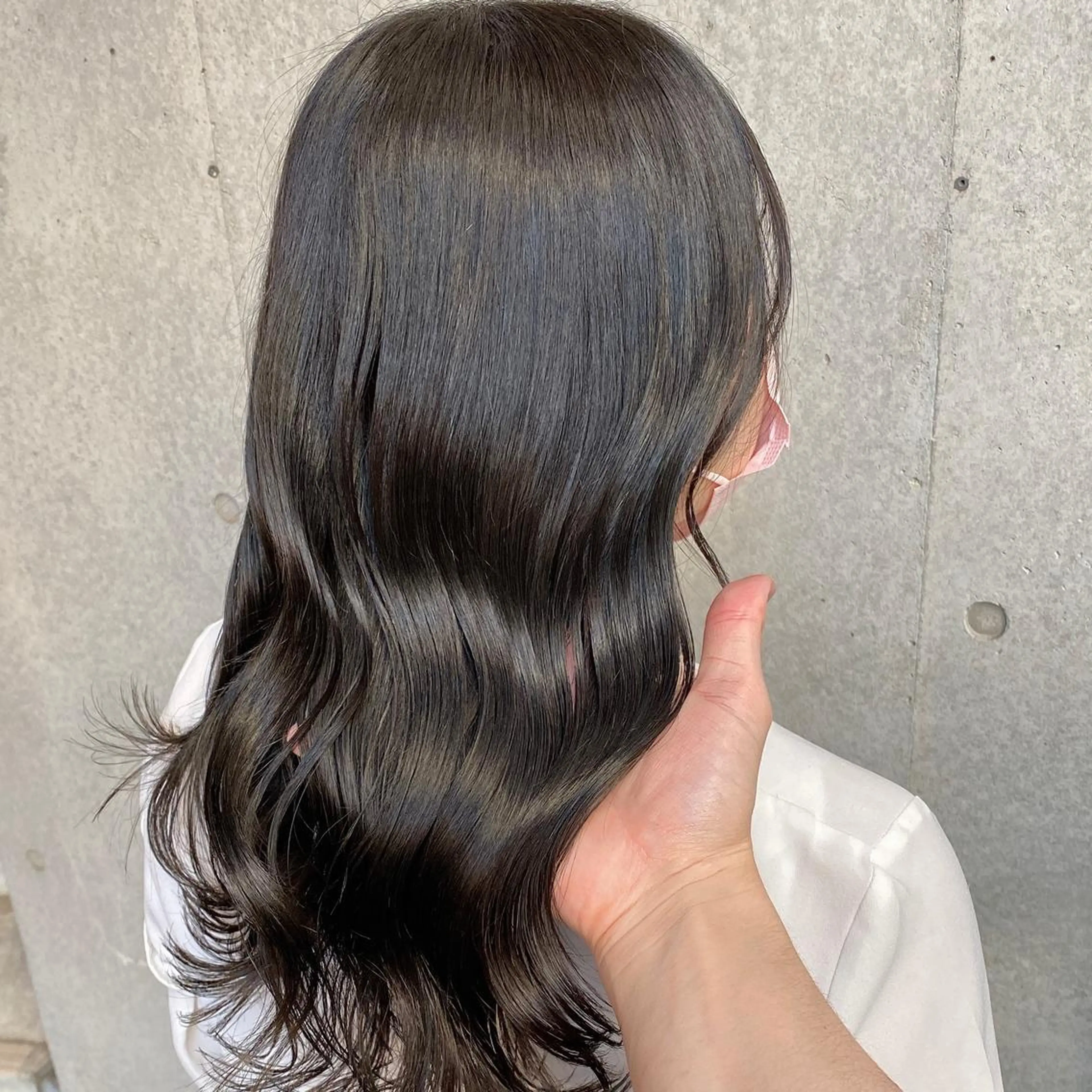 セミロング ハイライト 髪質改善 韓国風ヘア 縮毛矯正 トリートメント ヘアカラー トリートメント ブリーチなし✨艶髪 カラー𓃲YAGIのヘアスタイル