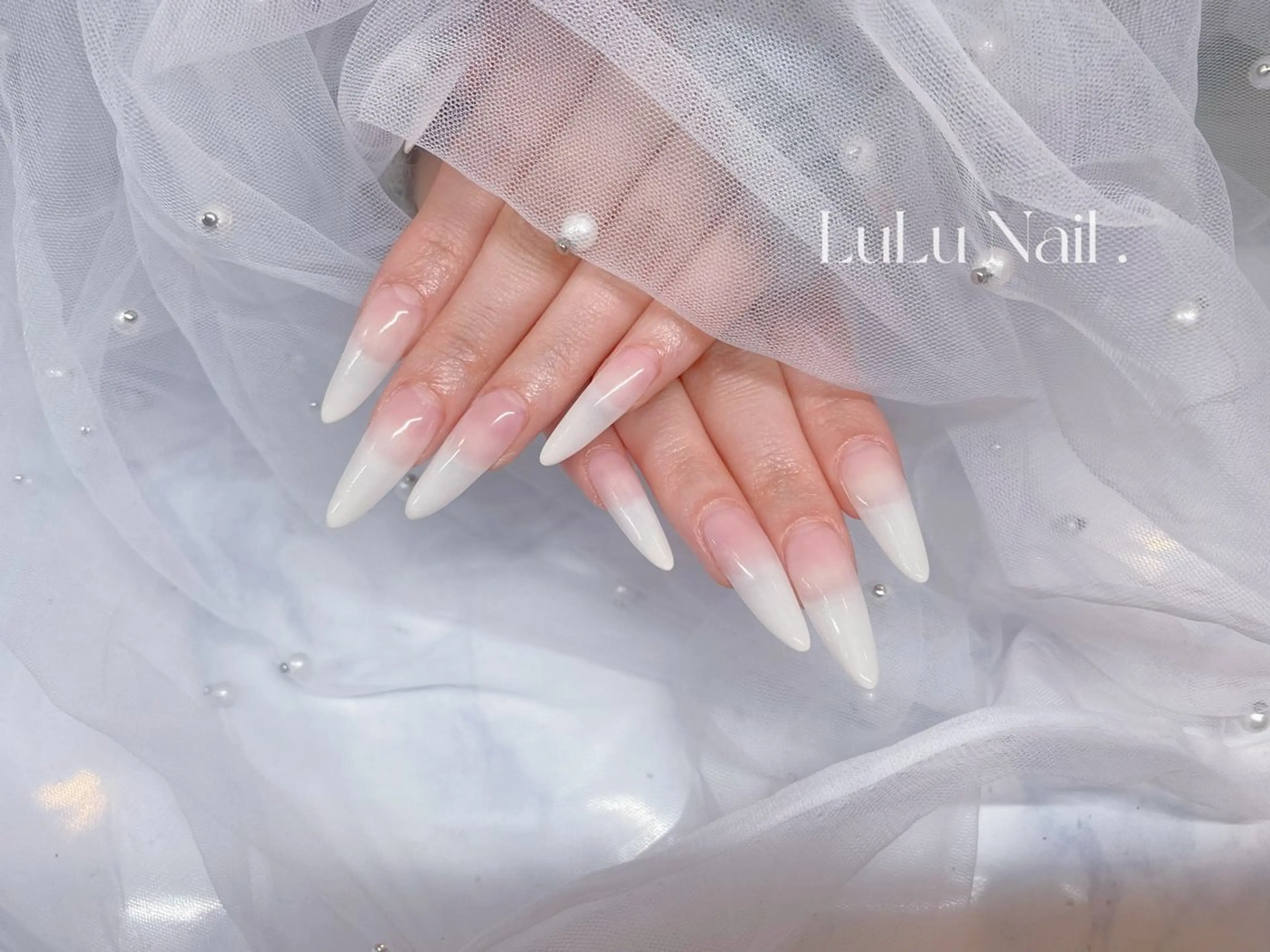 ネイル ハンドネイル LULU Nail  Salon 新宿所属・LU LU NailSalonのネイルデザイン