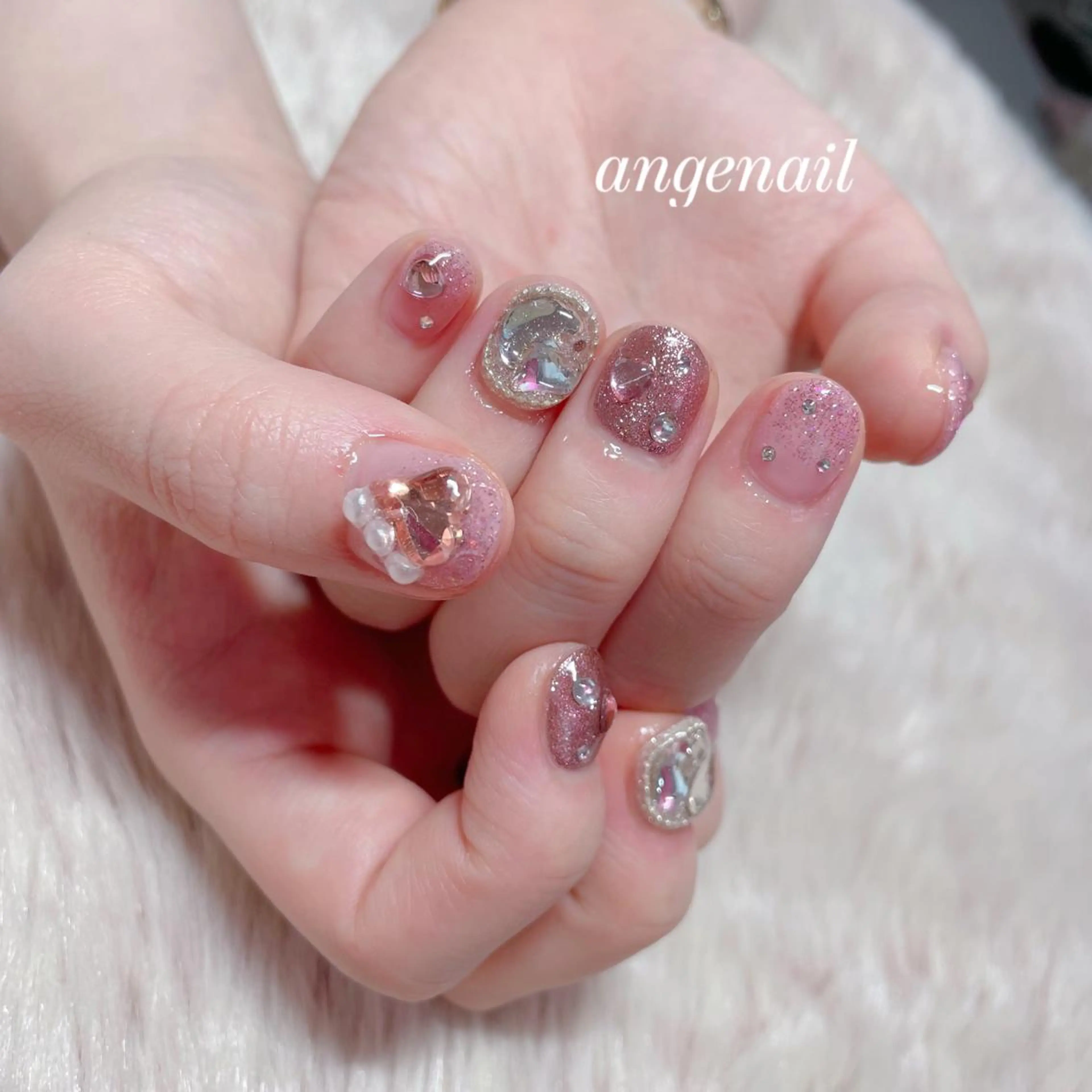 ネイル ハンドネイル オーナーネイリスト MAKIのネイルデザイン