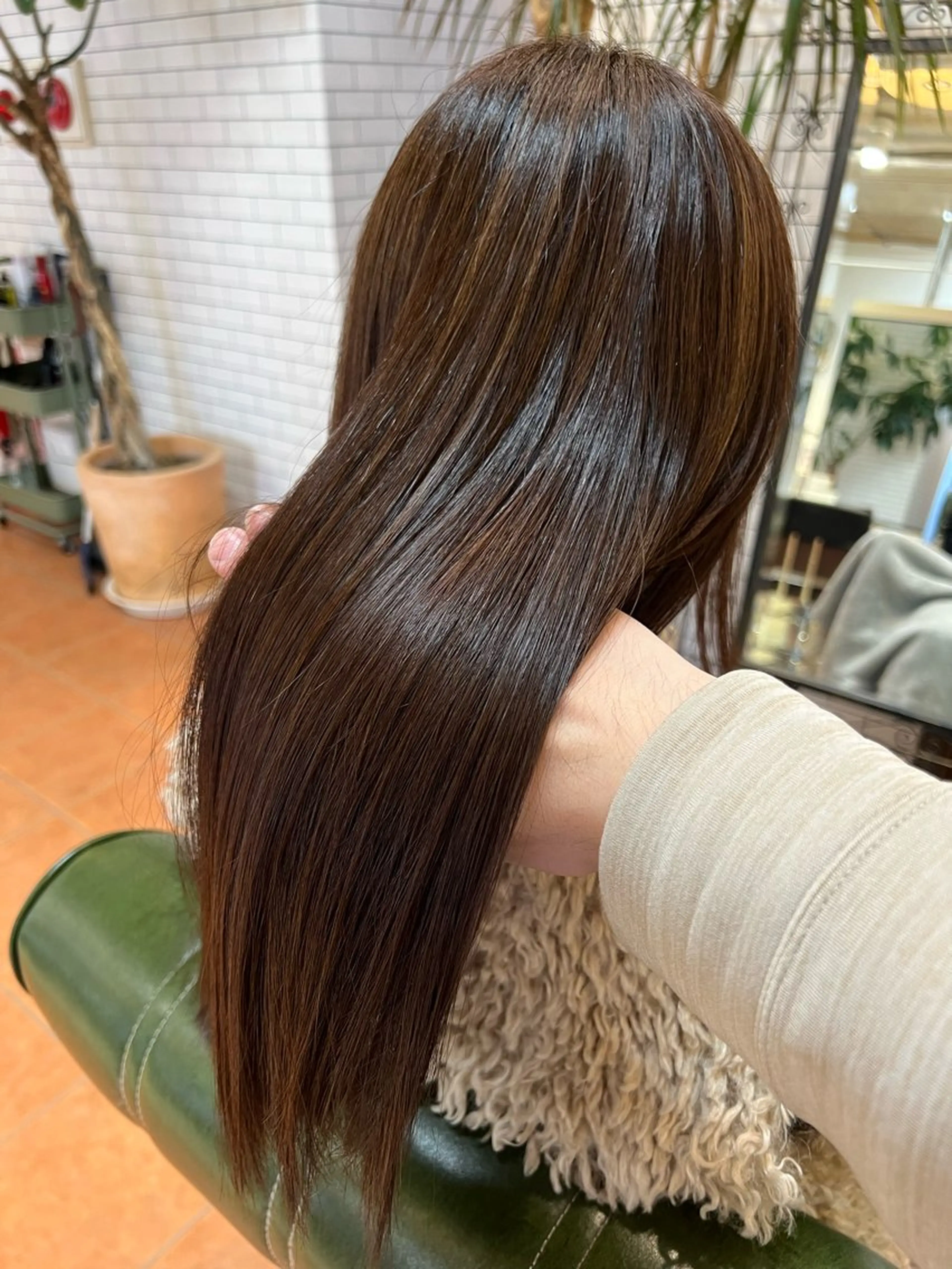 ロング カラー カット ヘアカラー トリートメント 石井 佑樹のヘアスタイル