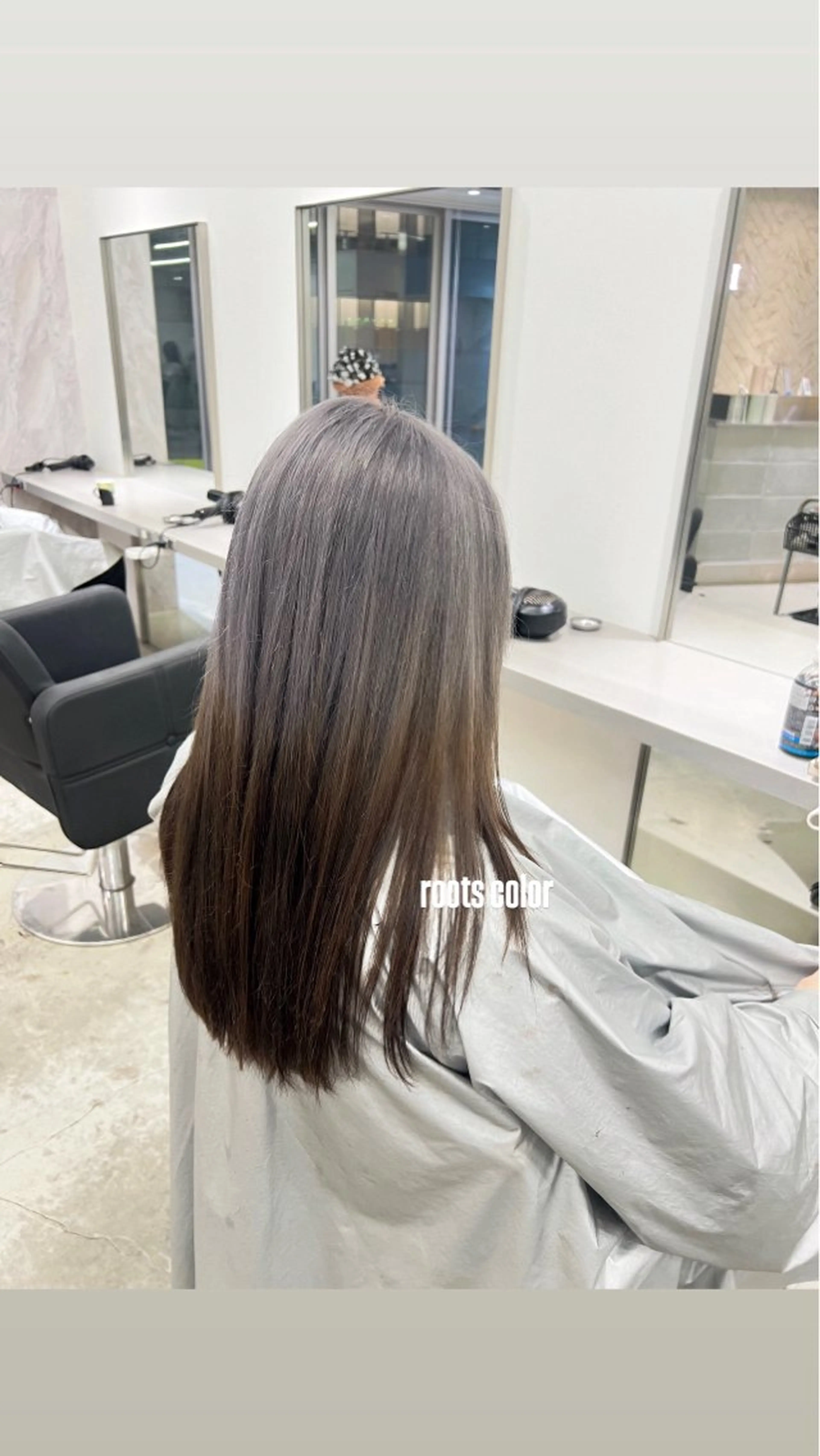 🩵ルーツカラー🩵ケアブリーチ使用💫+うる艶トリートメントの写真