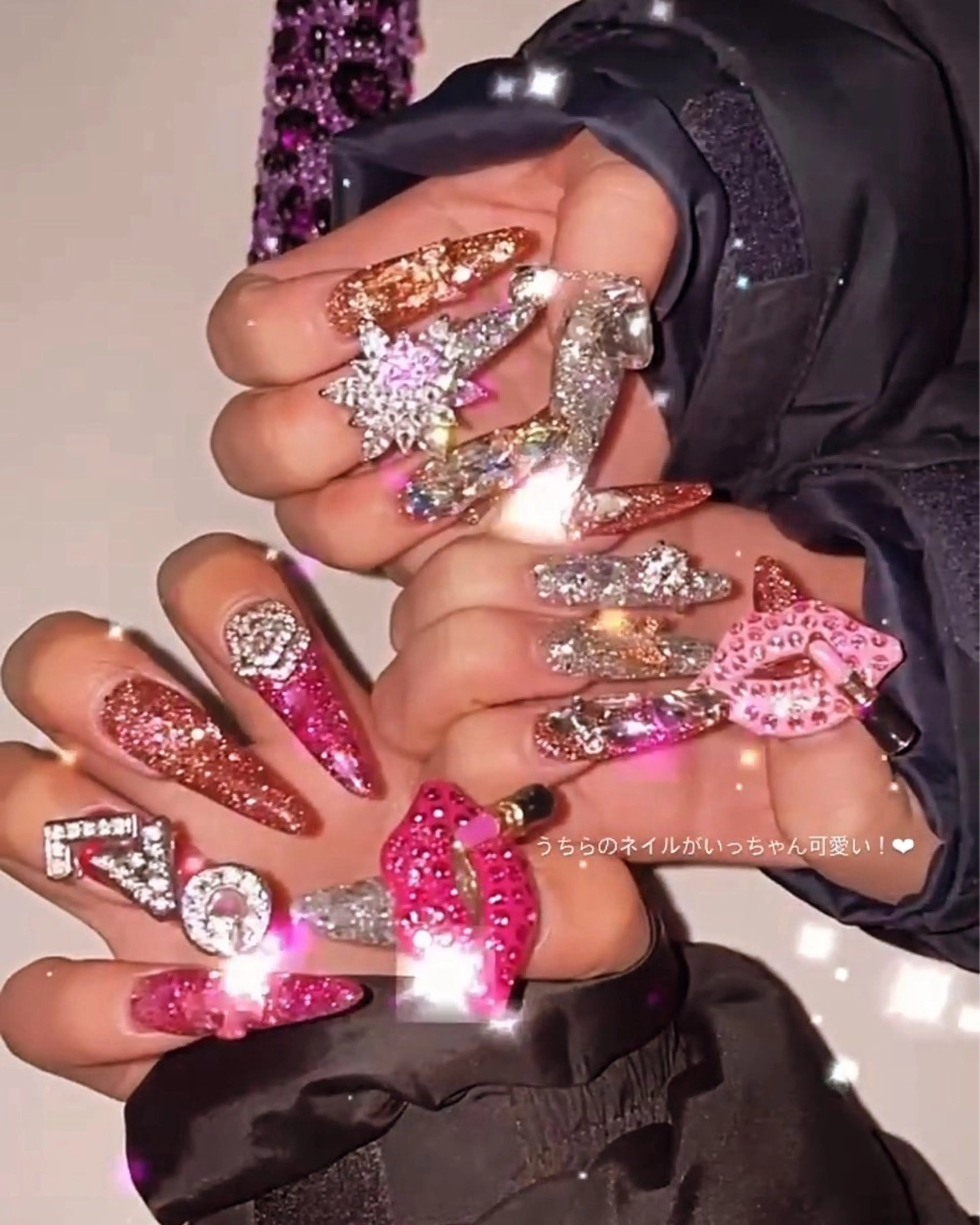 ギャルちゃんにオススメ🫶デカパーツゴテゴテネイル💜1枚マックスまで✌️💜の写真