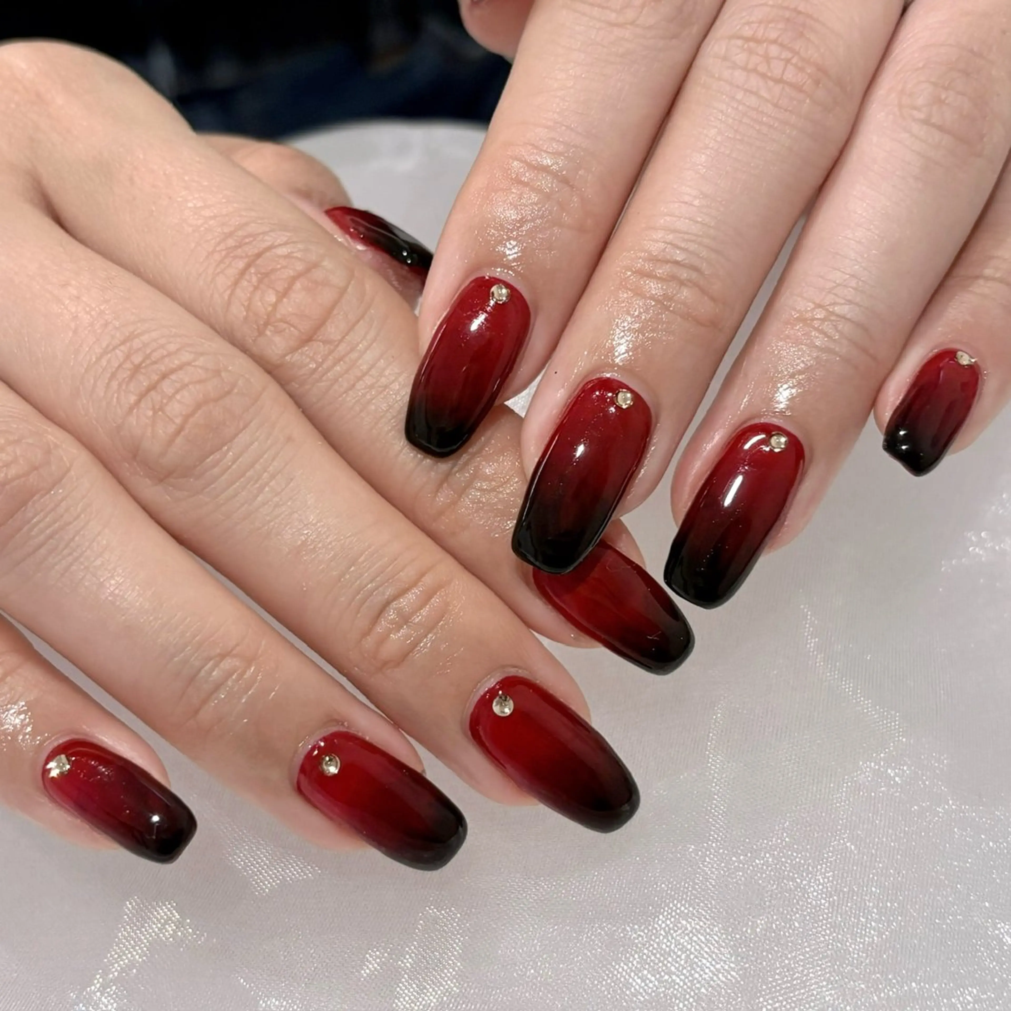 ネイル ジェルネイル ニュアンスネイル ハンドネイル eight横浜☁️ くまべのネイルデザイン