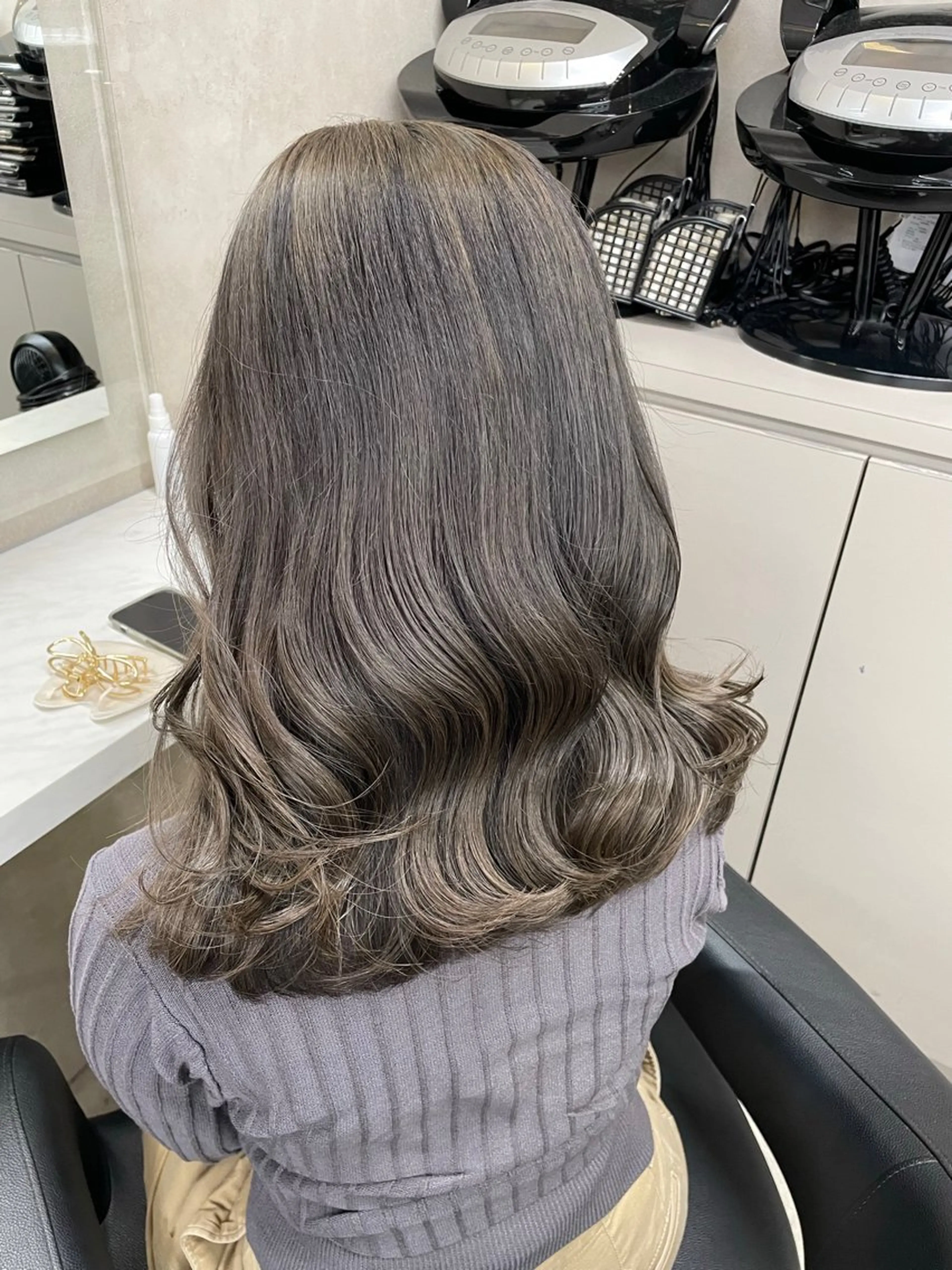 セミロング カラー 表参道ハッシュカット レイヤー/リノンのヘアスタイル