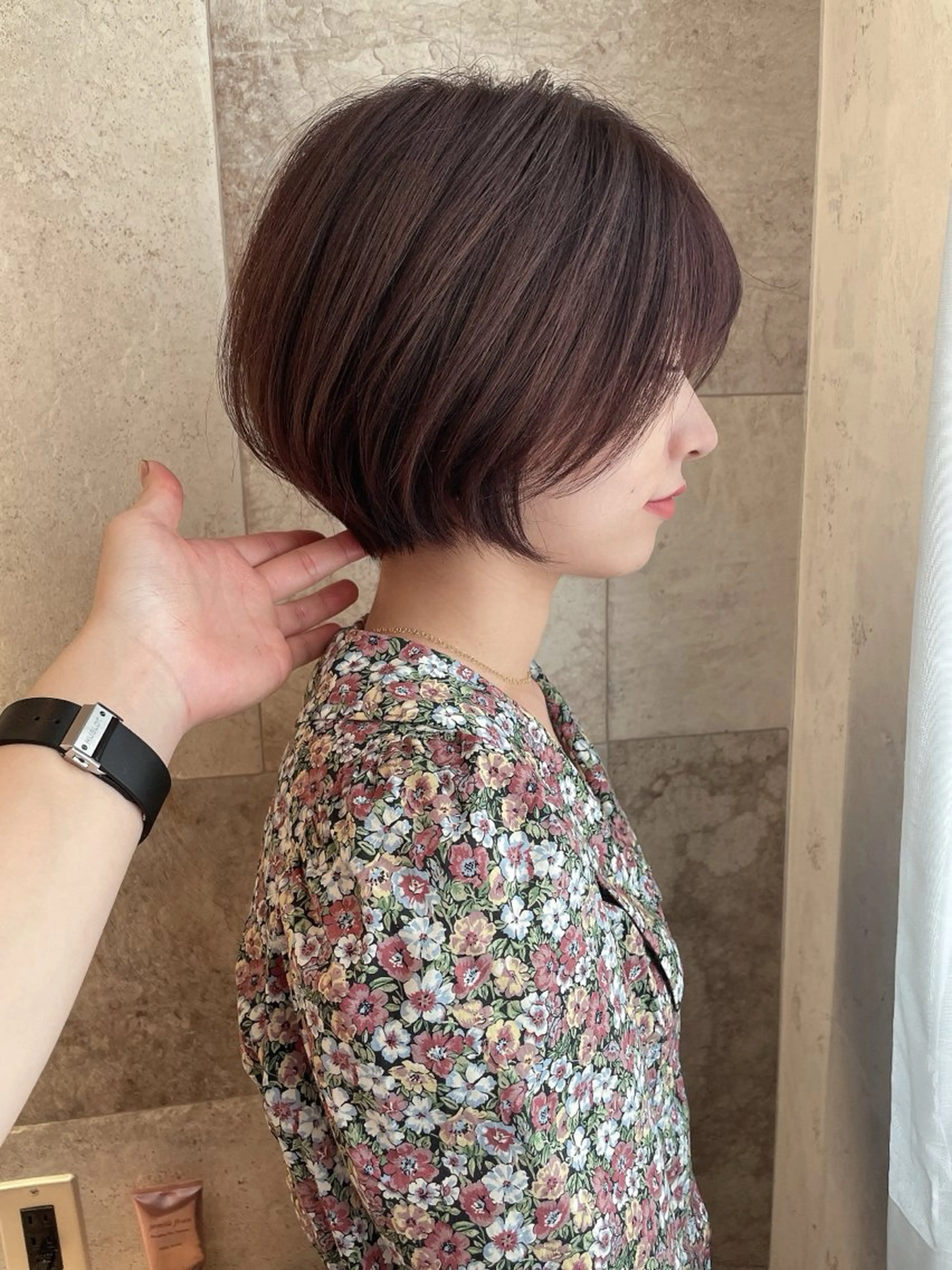 ショート カラー ショートヘア トリートメント 木屋元一/透明感 /前髪/韓国ヘアのヘアスタイル