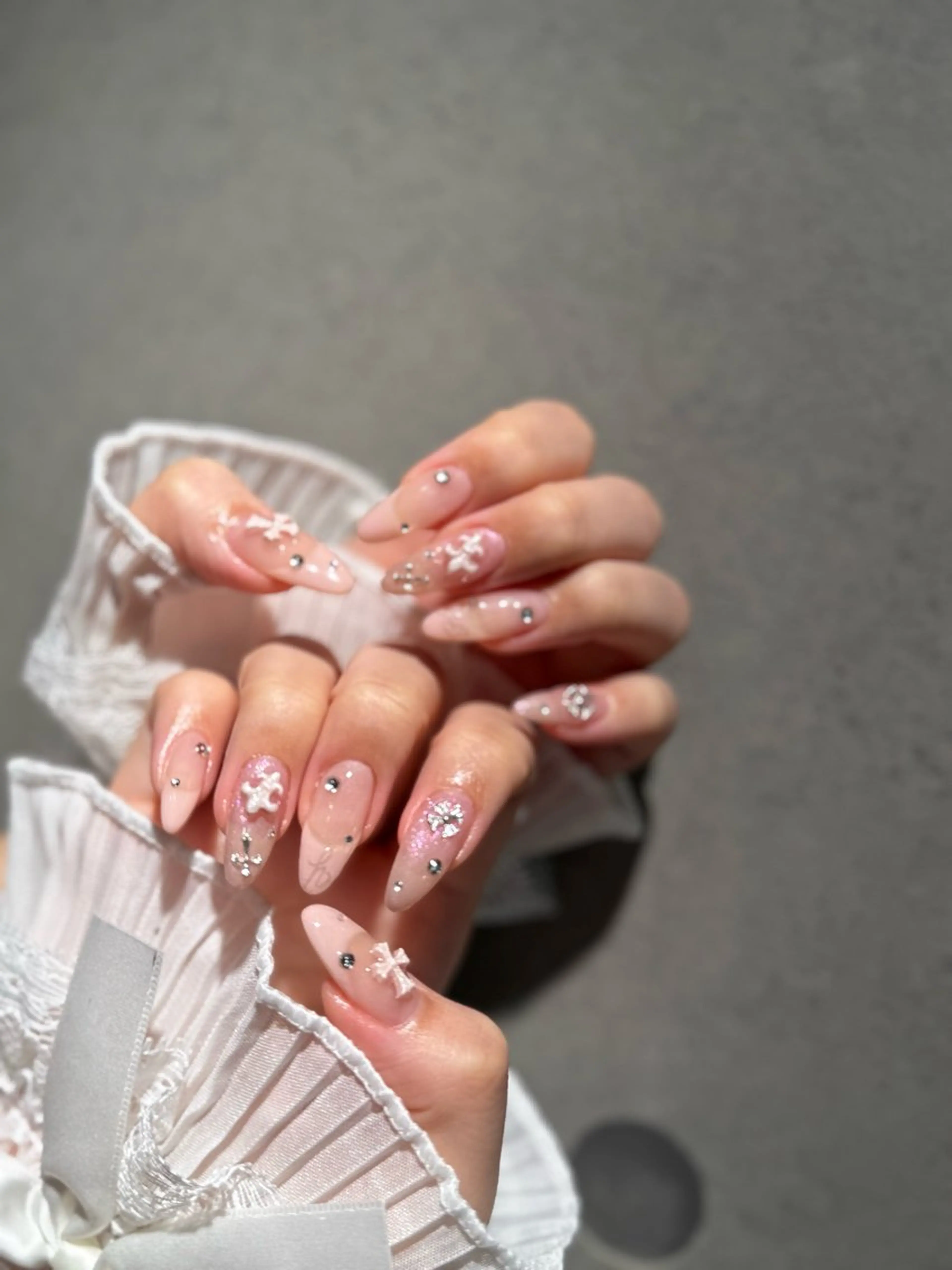 ネイル I-nailロング /ワンホン/キラキラのネイルデザイン