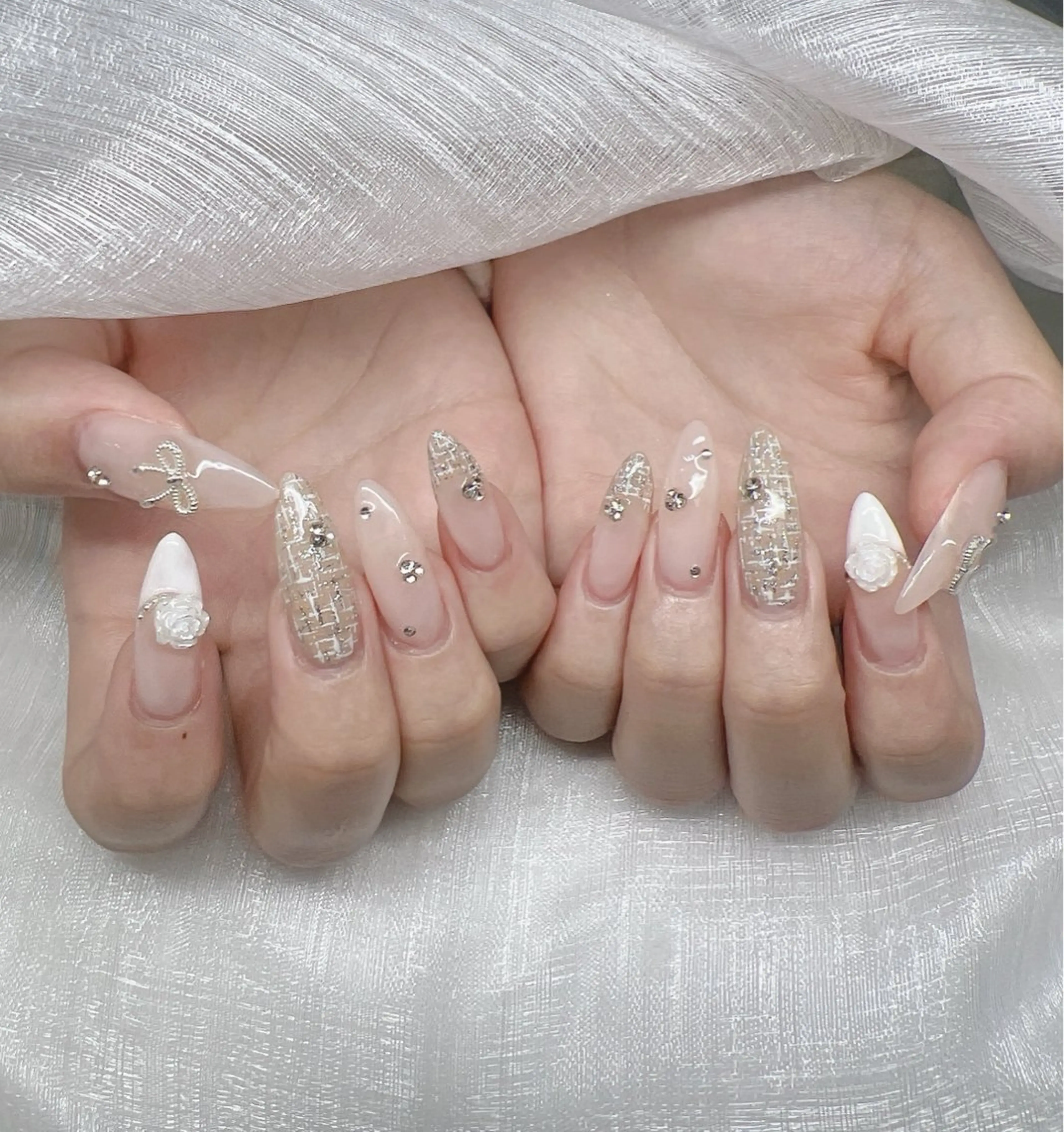 ネイル 長さ出し グラデーション 卒業式 キラキラネイル マグネットネイル ハンドネイル Lee Nails チップ長さだし専門店のネイルデザイン