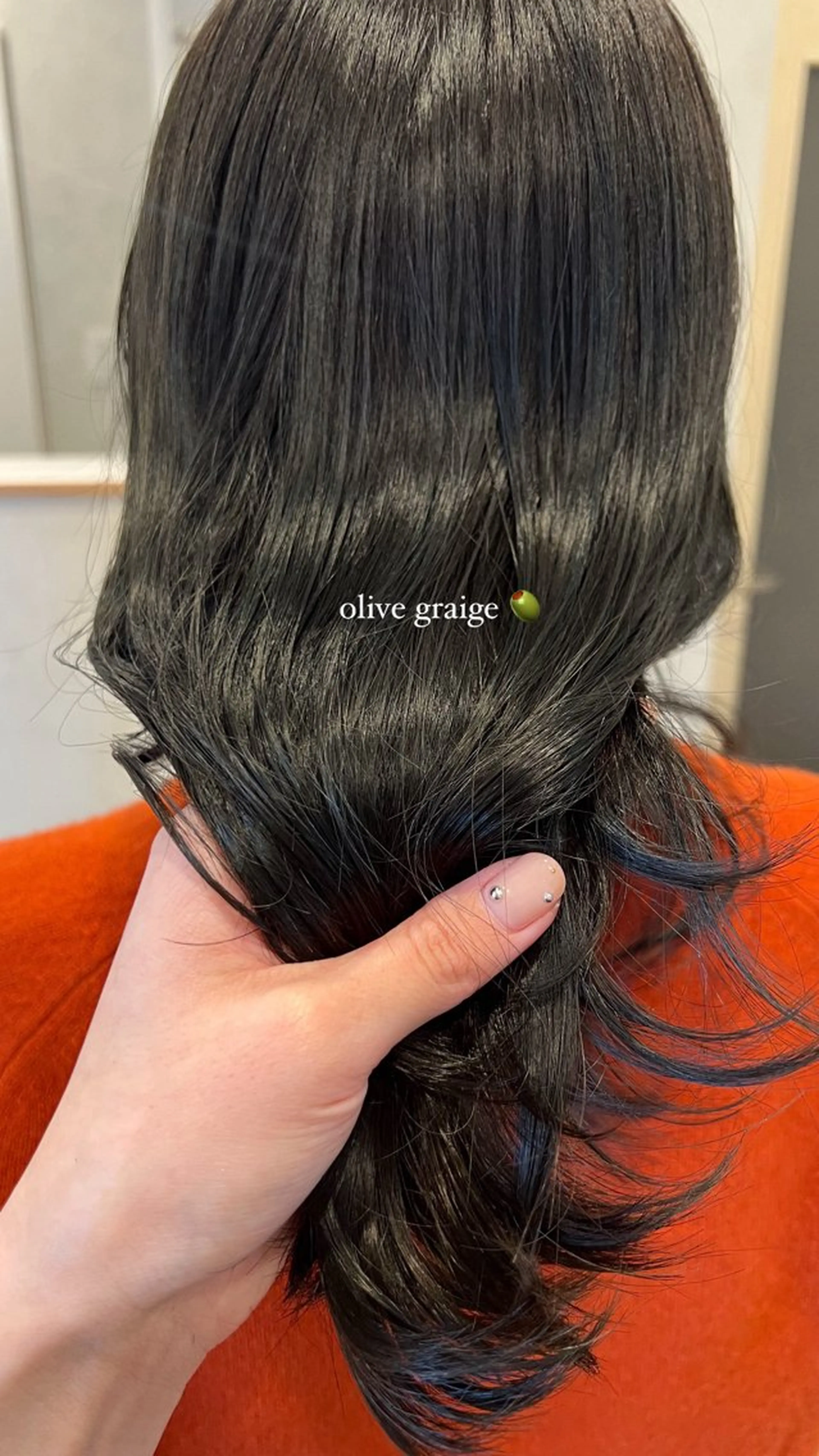 ロング カラー オリーブカラー 髪質改善 トリートメント TERMINAL bern所属・縮毛矯正/髪質改善 riwaのヘアスタイル