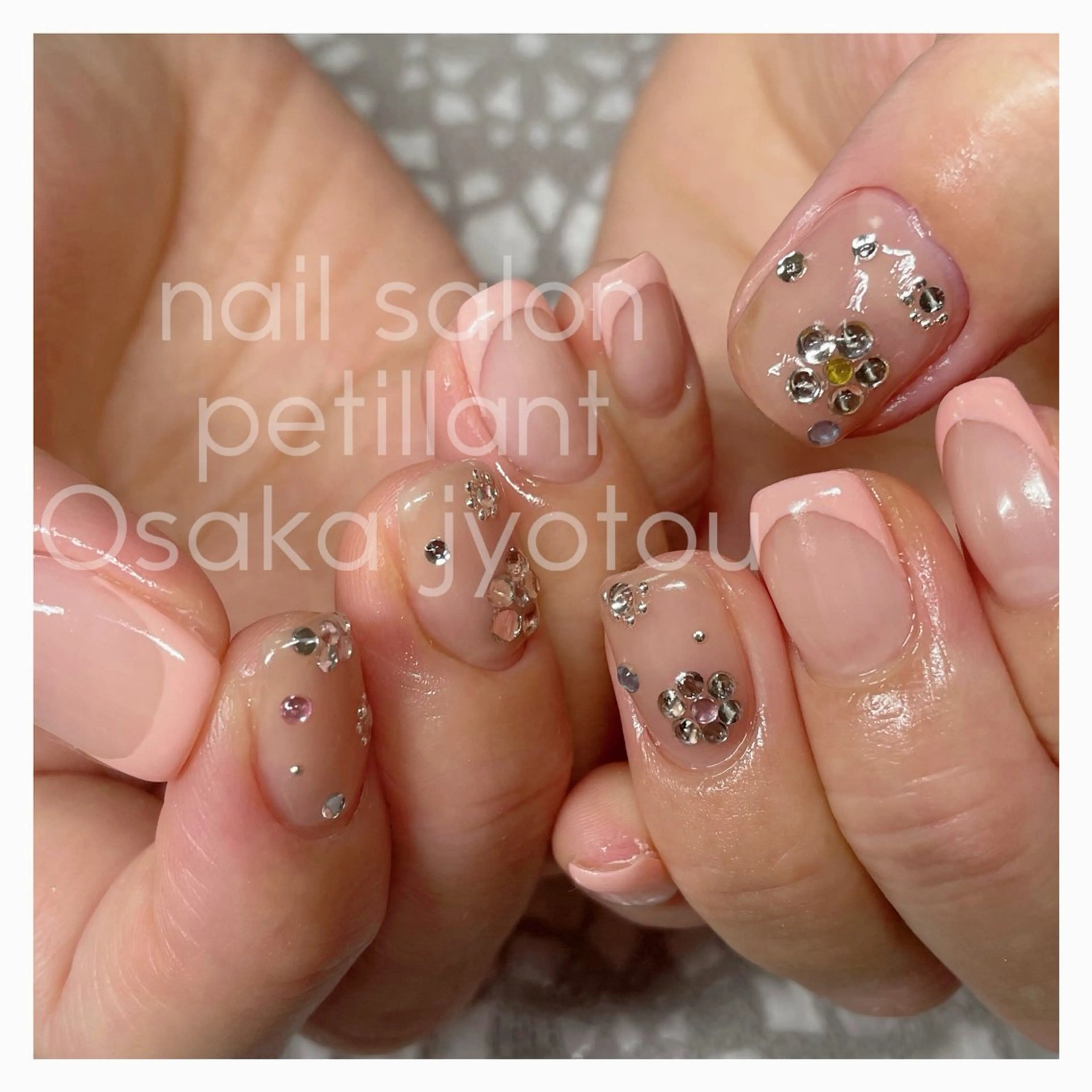 ネイル アートネイル フレンチネイル キラキラネイル petillant所属・nail salon petillantのネイルデザイン
