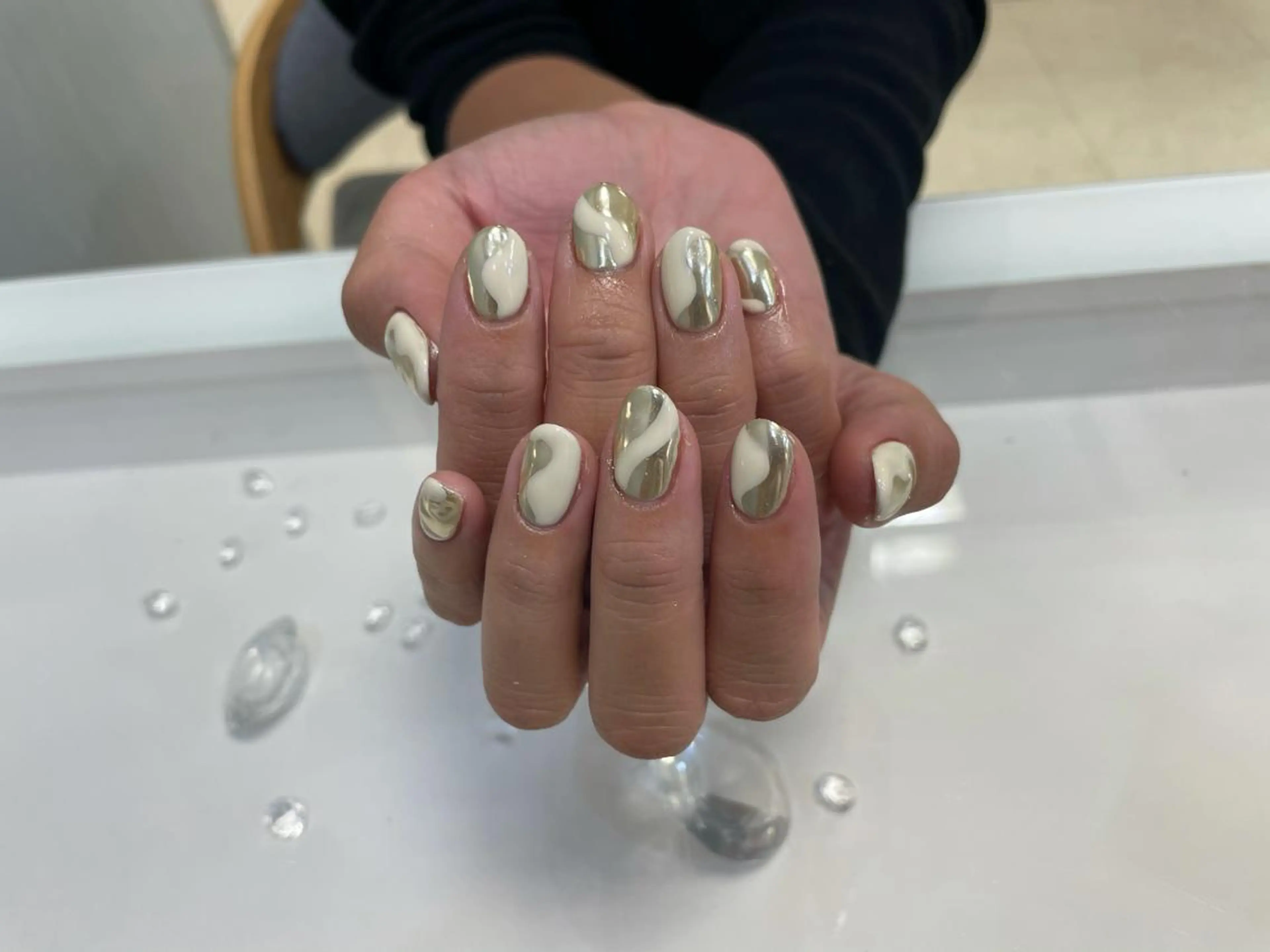 ネイル e+LUCIA NAIL関内店所属・花岡 佑紀のネイルデザイン