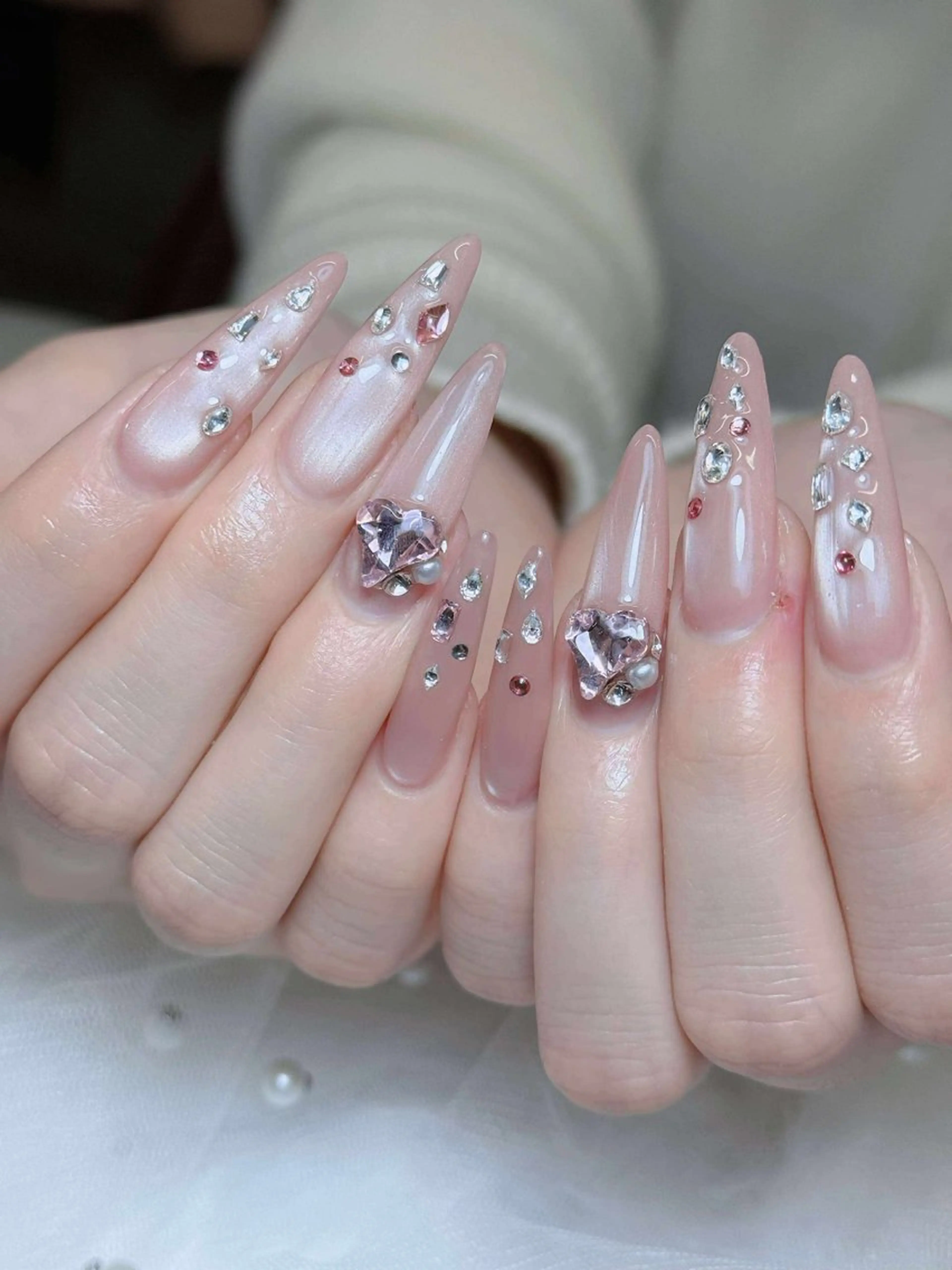 ネイル オーロラネイル チークネイル フットネイル フレンチネイル ハロウィン ハンドネイル Lumi Nail 新大久保3‘のネイルデザイン