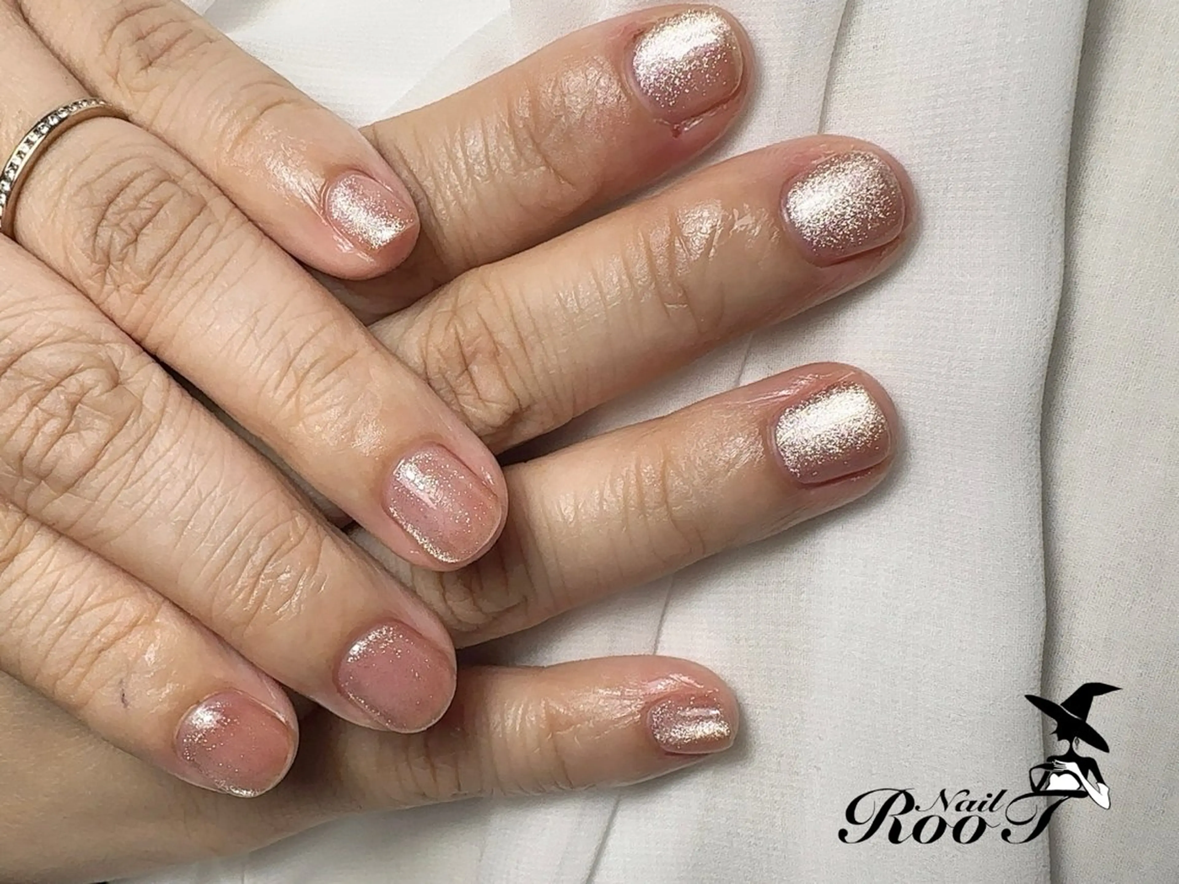 ネイル マグネットネイル ハンドネイル RooT Nailのネイルデザイン