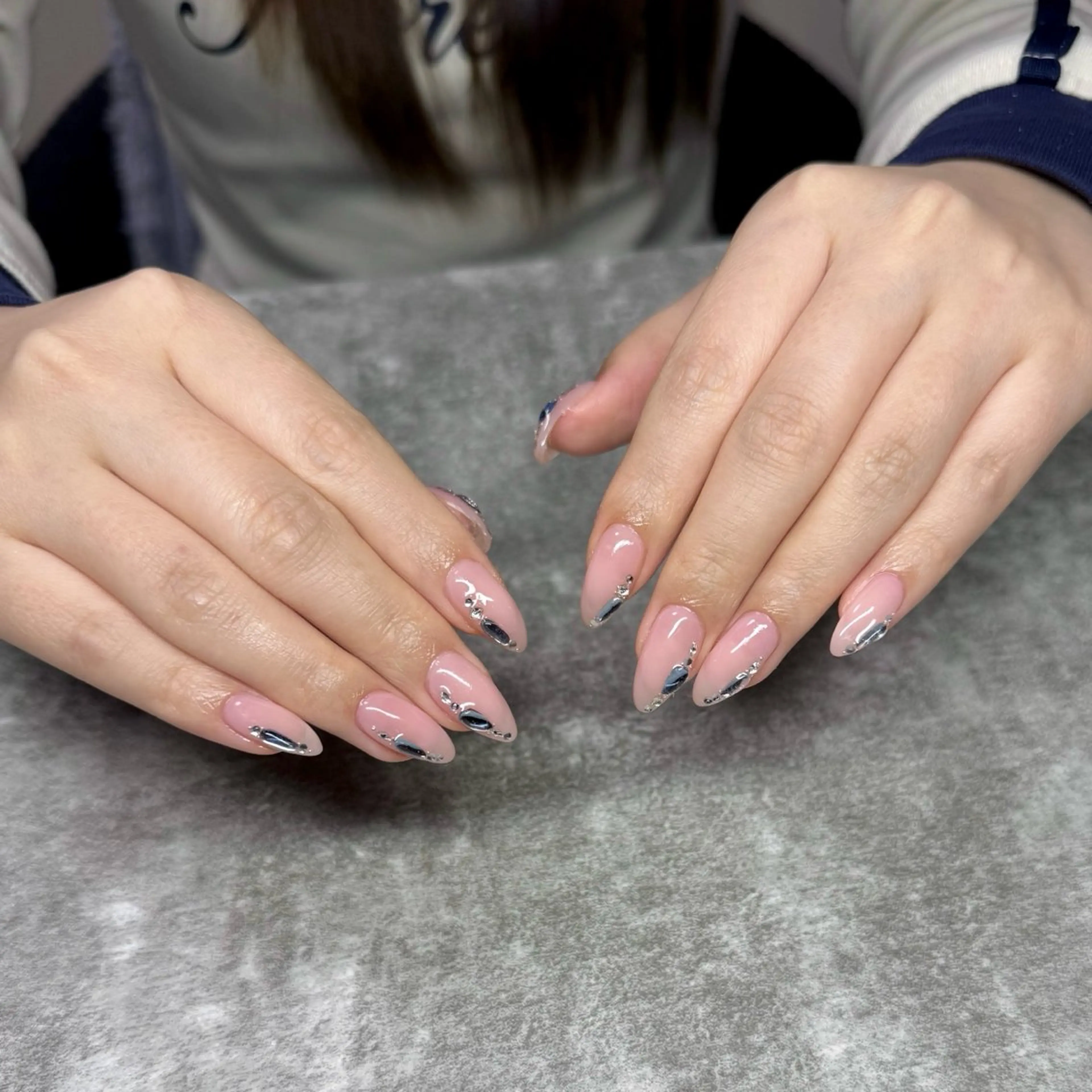 ネイル ハンドネイル ﾊﾗ ｱｲｶのネイルデザイン