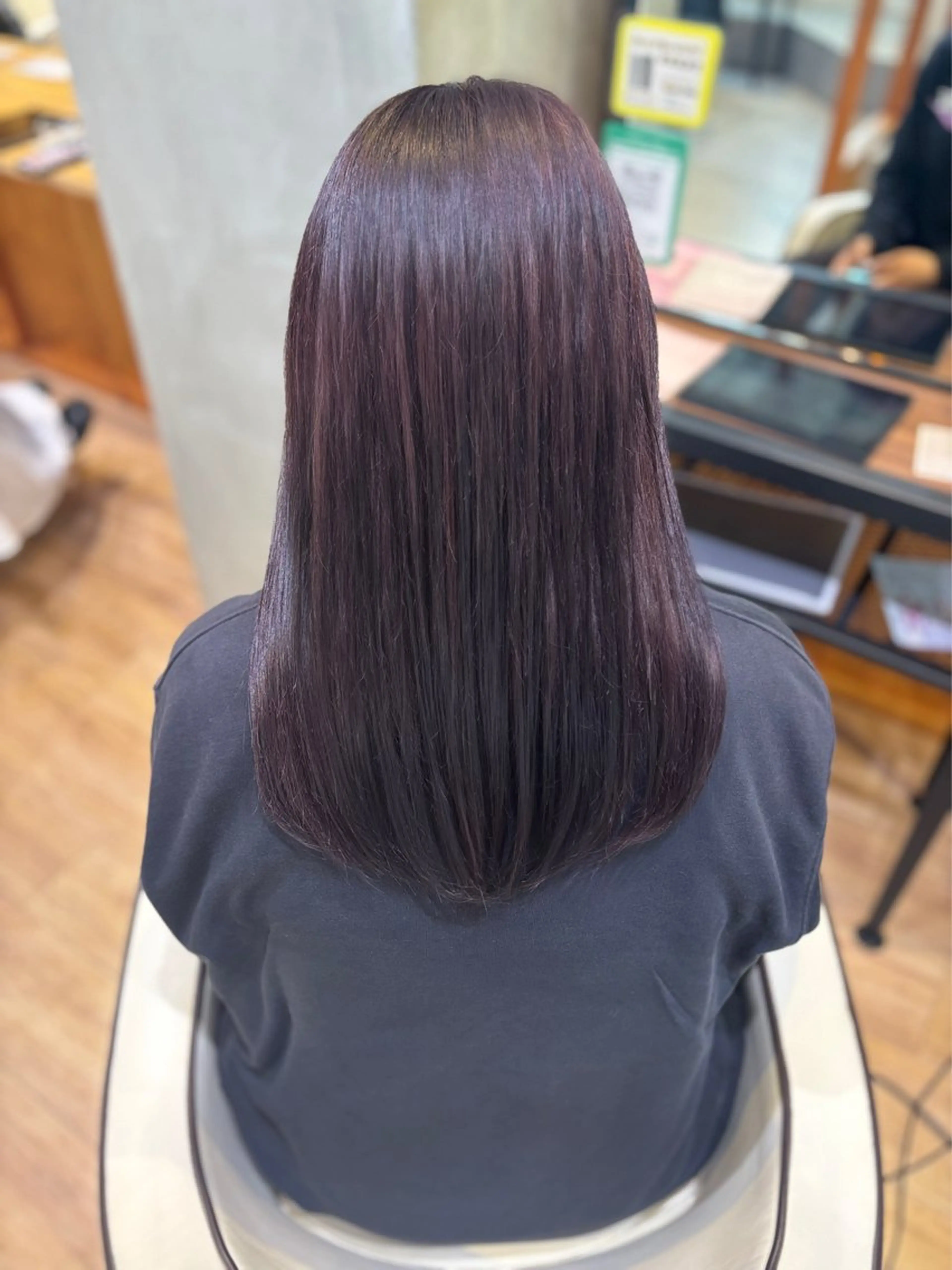 セミロング ヘアカラー 女性専用サロン iiro所属・【レイヤー/似合わせ 】Hina🎀のヘアスタイル