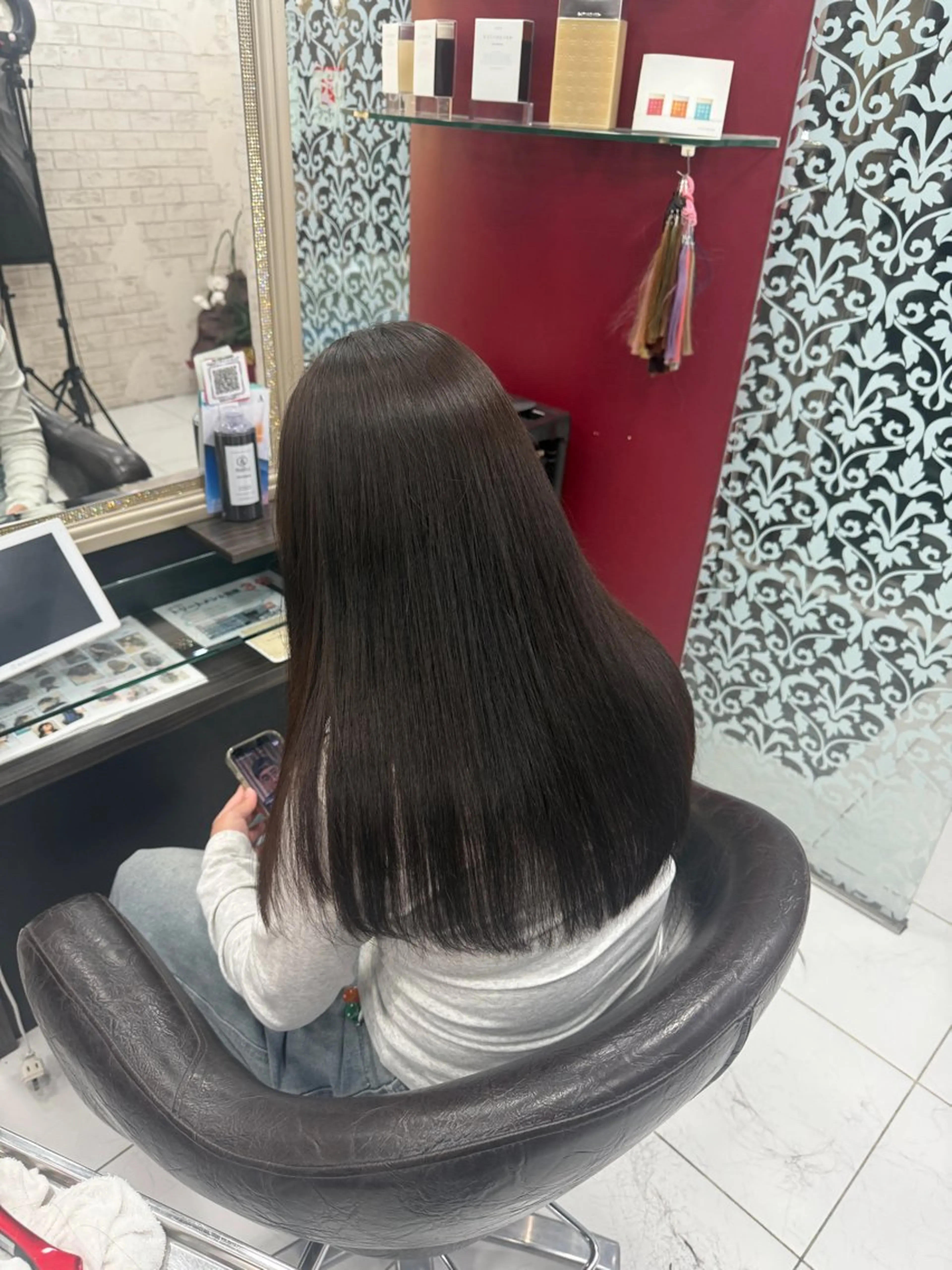 ロング ブリーチ・カットモデ ル🎀serenaのヘアスタイル