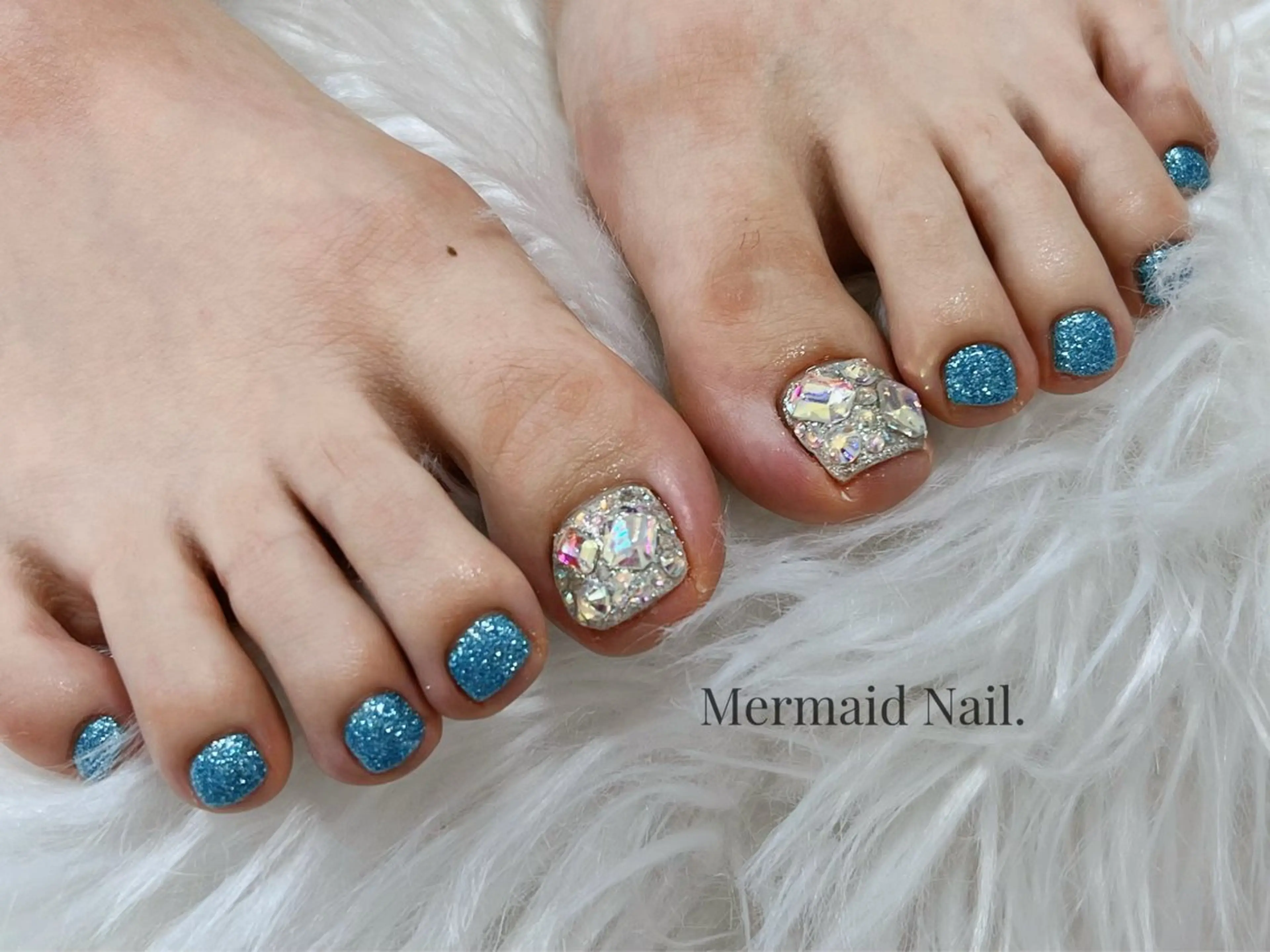 ネイル フットネイル Mermaid Nailのネイルデザイン