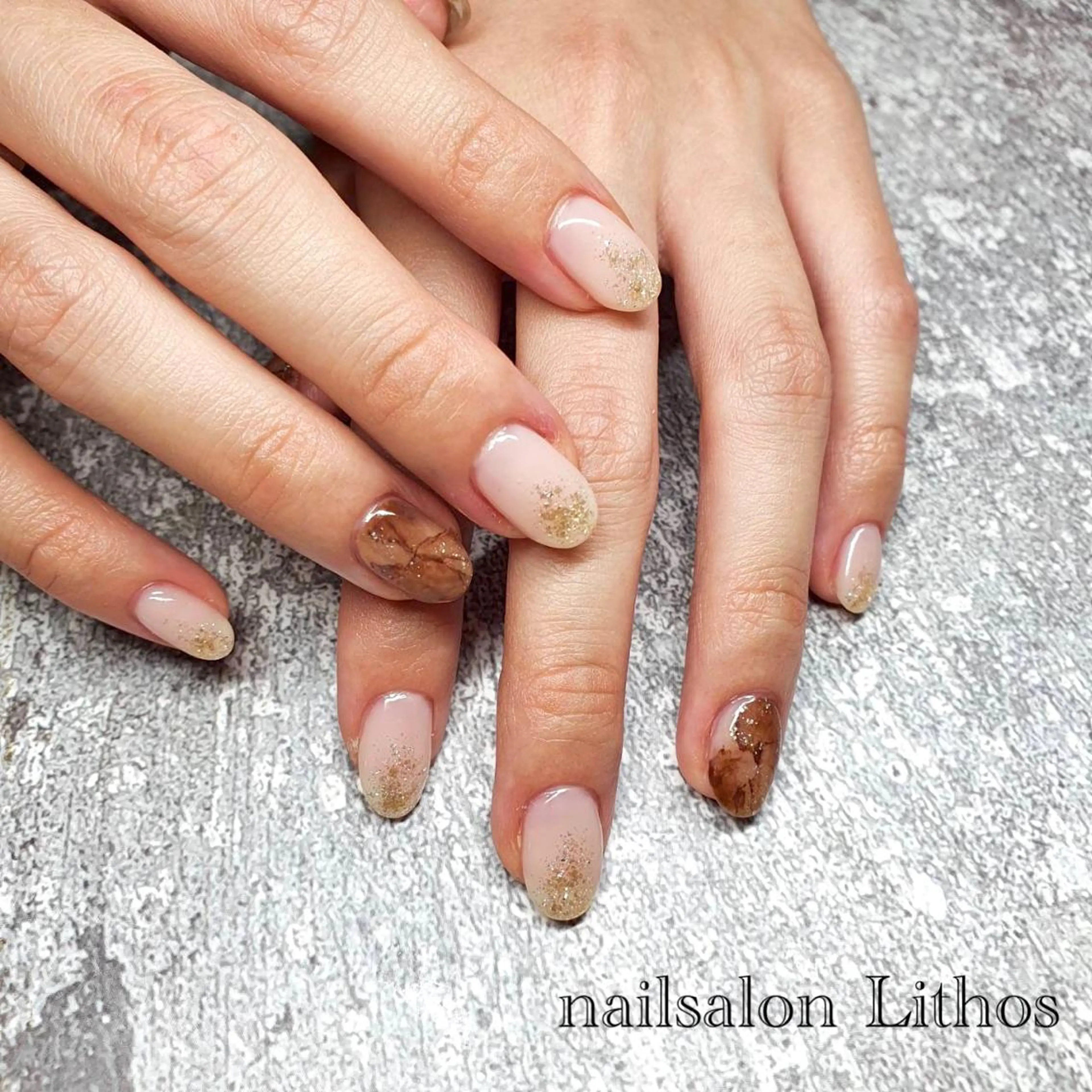 ネイル ブラウン 大理石ネイル(マーブル) nailsalon Lithos所属・nailsalon Recontreのネイルデザイン