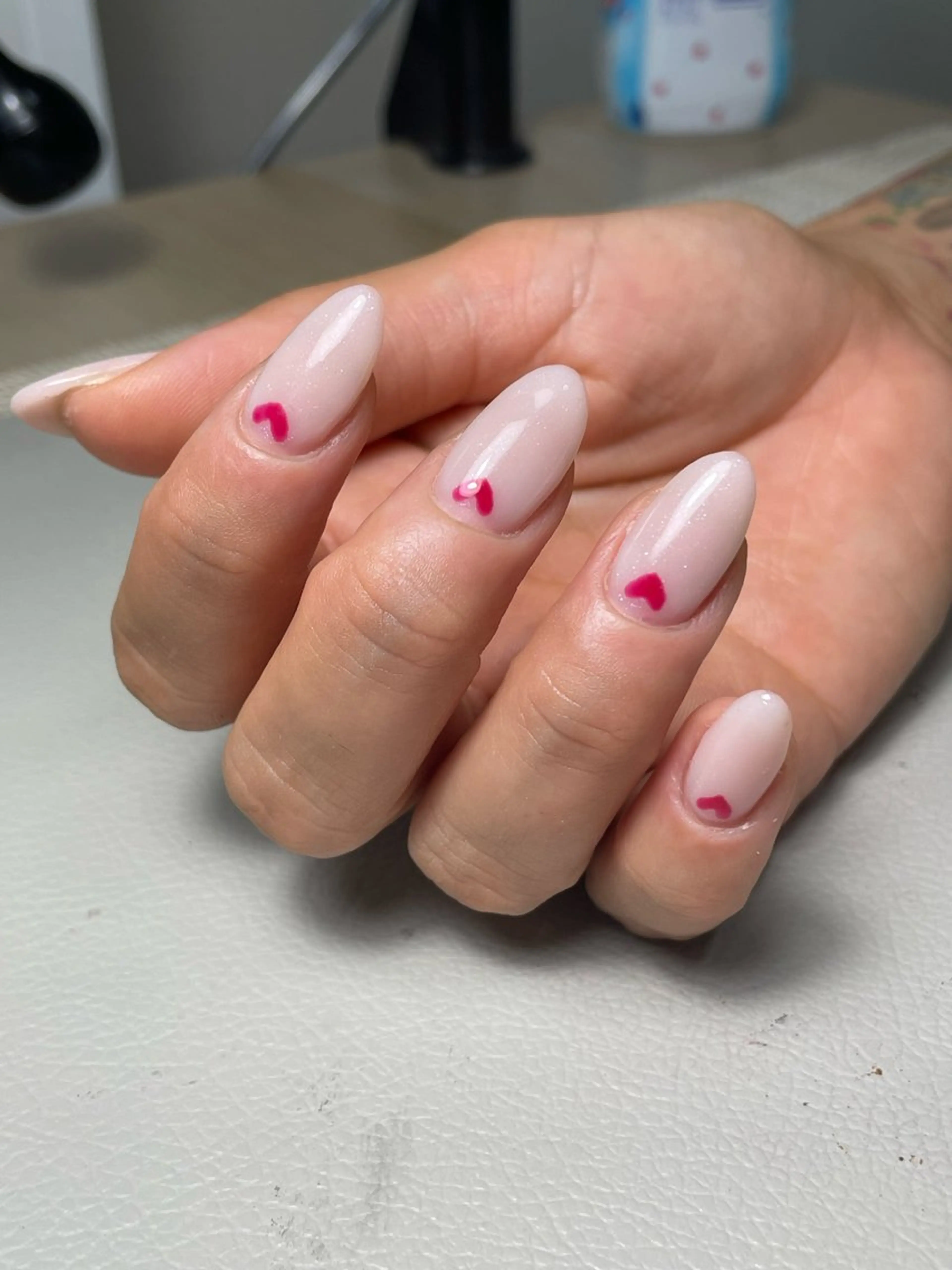 ネイル ヒグチ ユリエのネイルデザイン