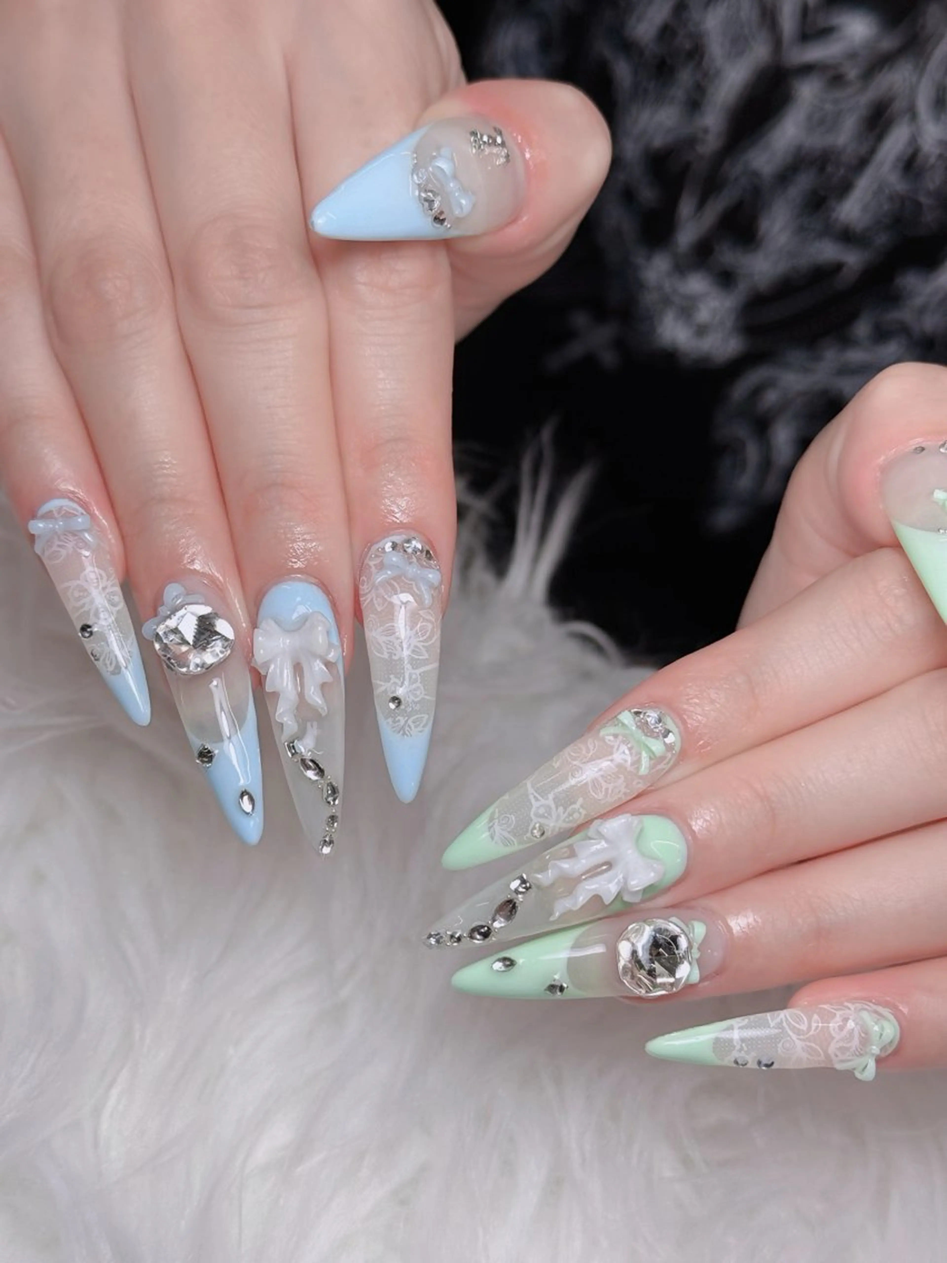 ネイル オーロラネイル チークネイル フットネイル フレンチネイル ハロウィン ハンドネイル Lumi Nail 新大久保3‘のネイルデザイン